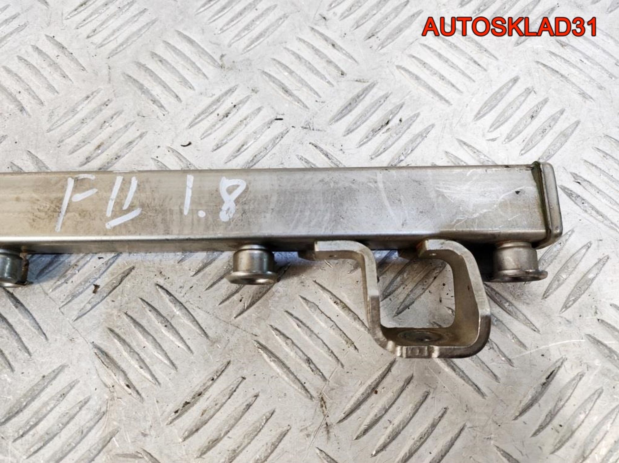 Рейка топливная Ford Focus 2 1,8 4M5G9D280DB, 900 рублей, Дубовое