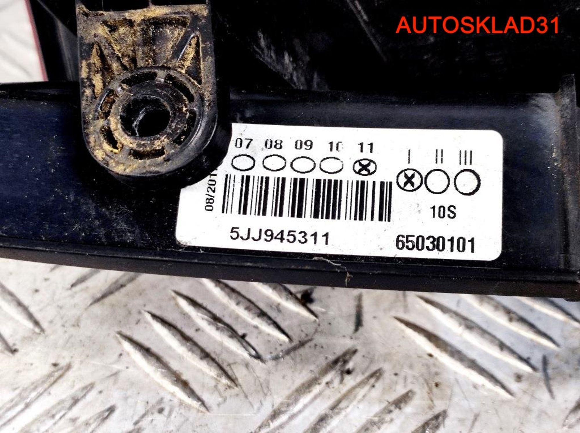 Фонарь задний левый Skoda Rapid 5JJ945095A, 9800 рублей, Дубовое