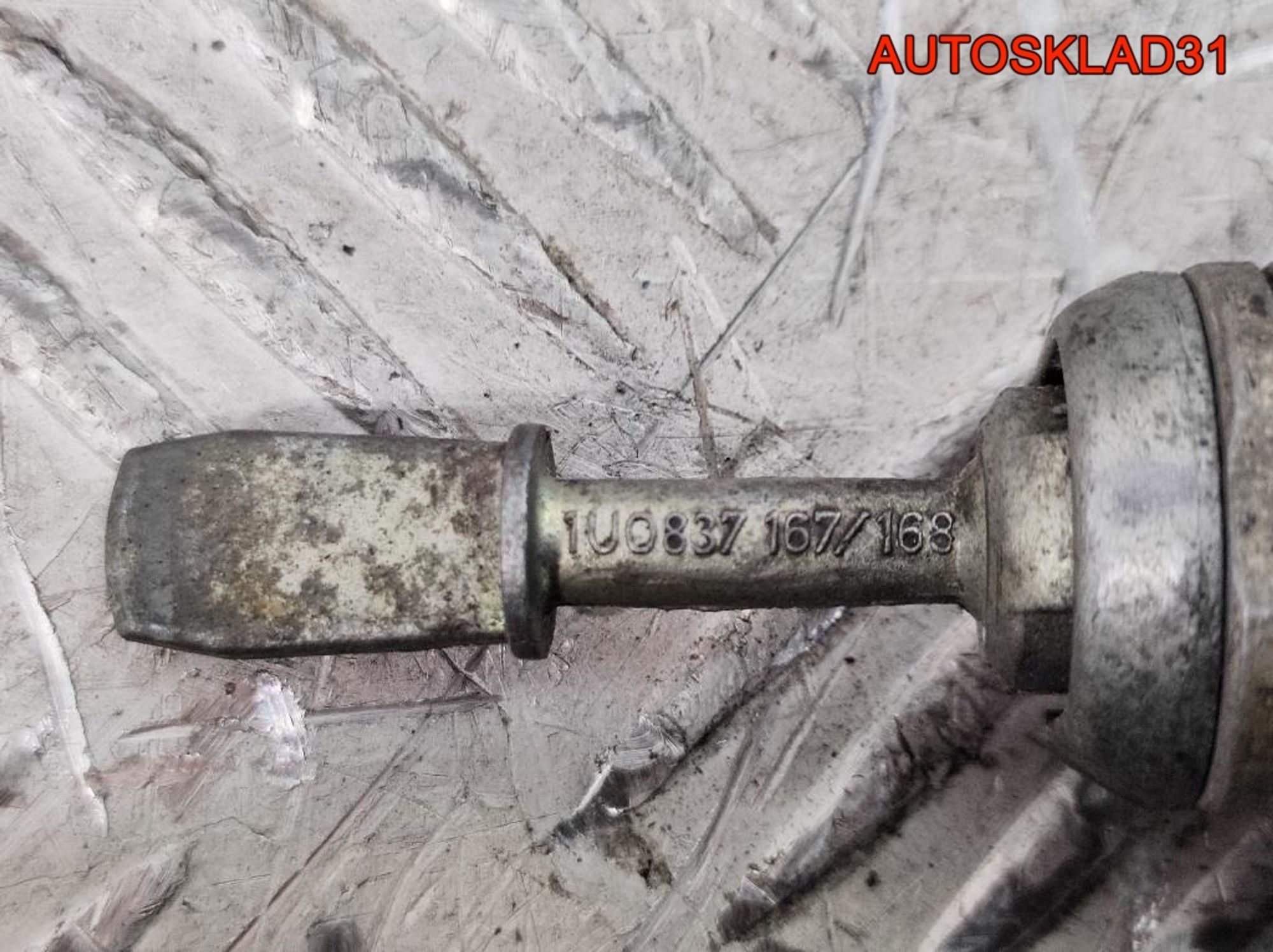 Комплект замок зажигания и личинка с ключом VW Golf 4  4B0905851B, 3600 рублей, Дубовое