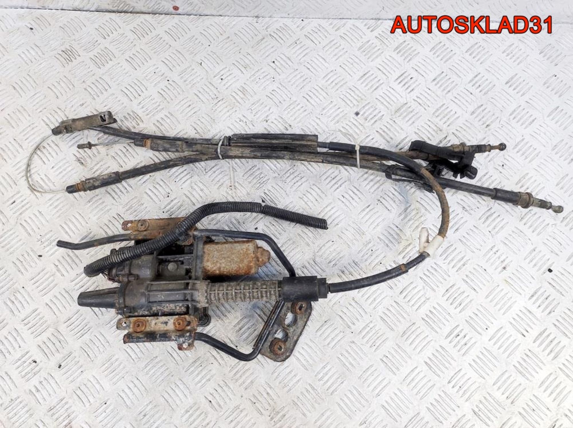 Моторчик стояночного тормоза Opel Astra J 13365044, 5400 рублей, Дубовое