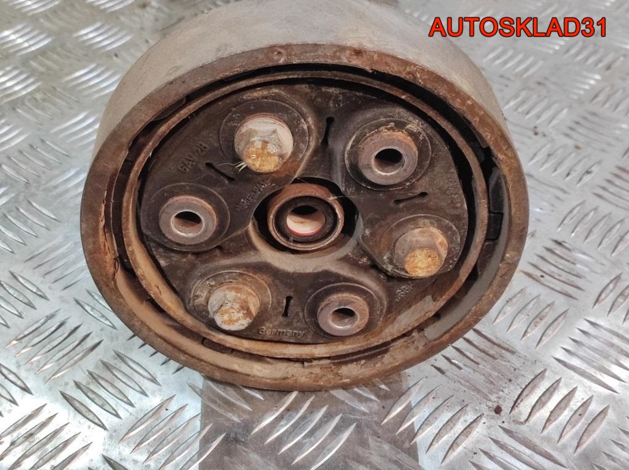 Вал карданный Skoda Yeti 2,0 CFH Дизель 4WD МКПП 1K0521101H, 15000 рублей, Дубовое