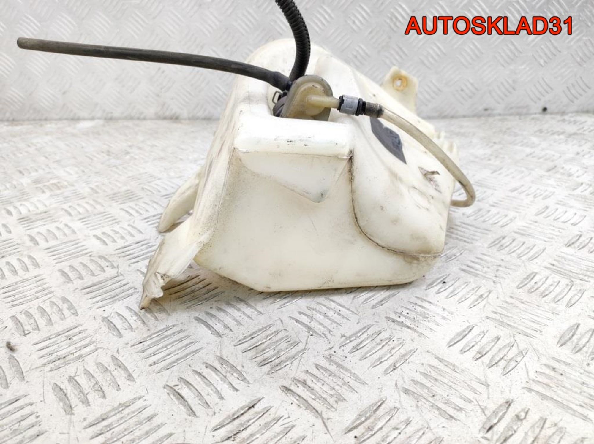 Бачок омывателя Nissan Primera P12E 28910AU400, 1800 рублей, Дубовое