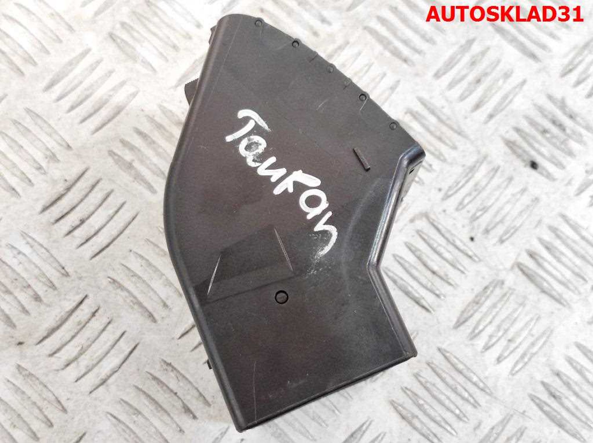 Дефлектор воздушный задний VW Touran 1 1T0819203B, 700 рублей, Дубовое