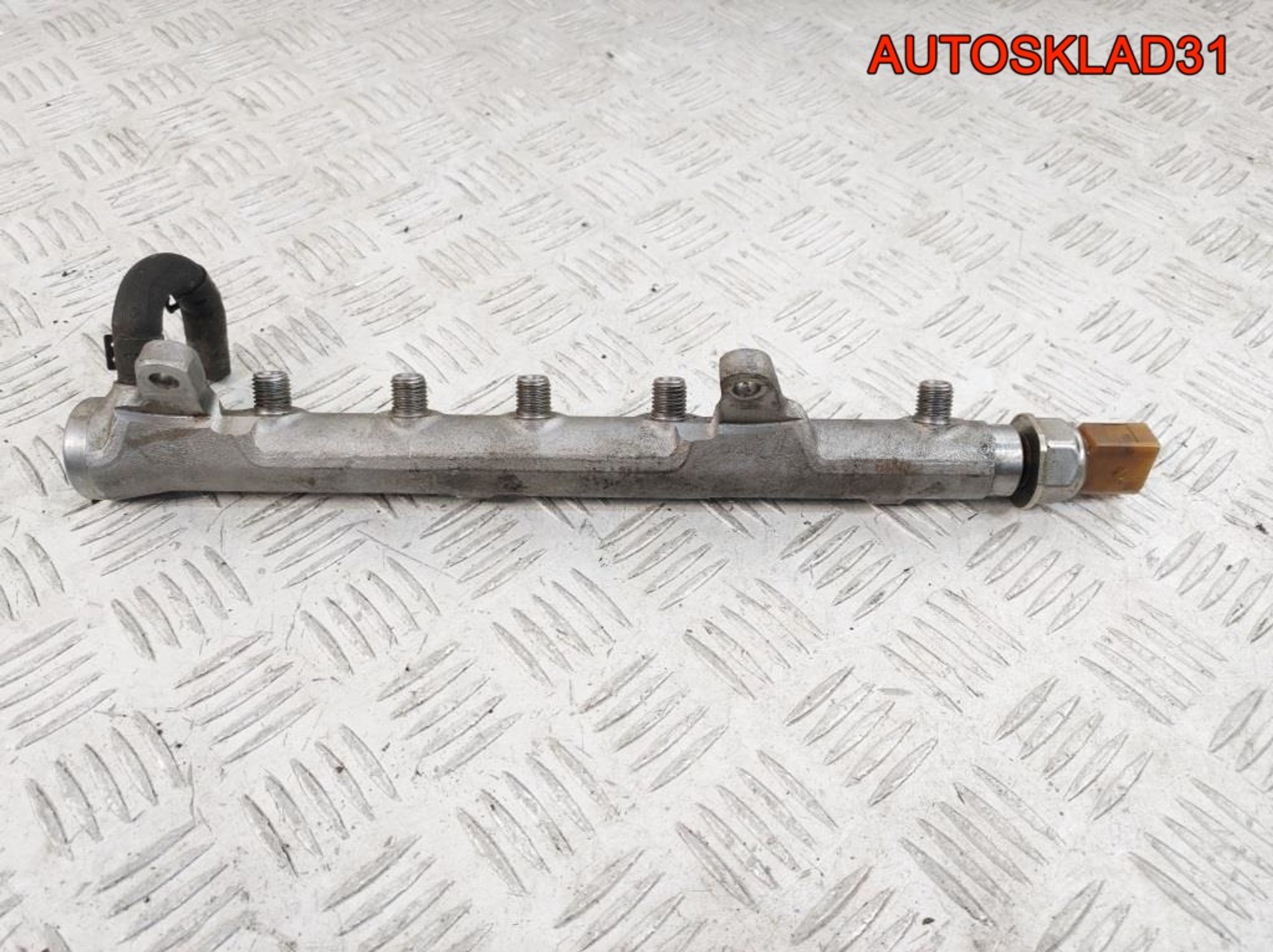Рейка топливная Audi A3 8P 1,6 CAYC 03L130089B, 2000 рублей, Дубовое