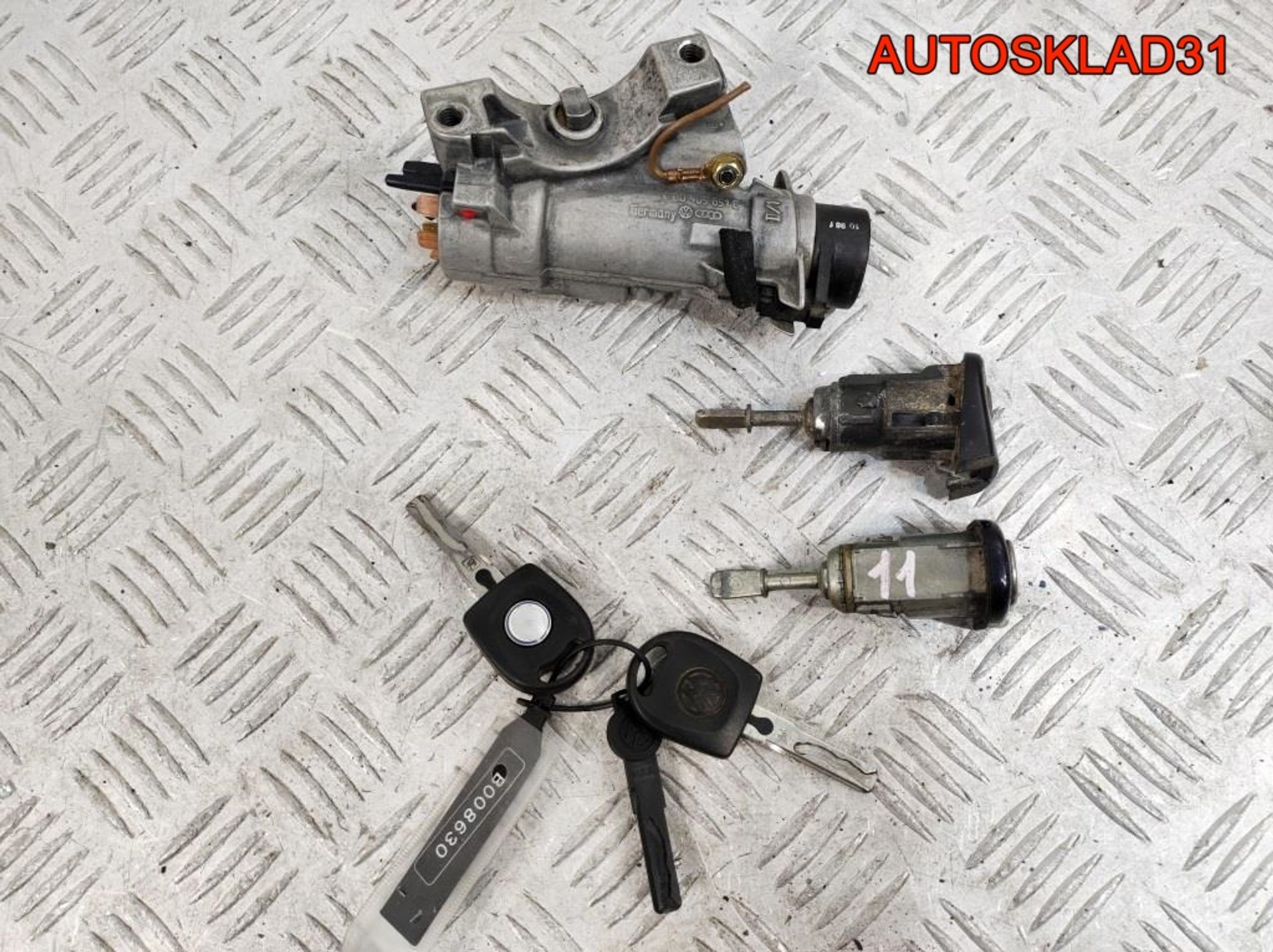 Комплект замок зажигания и личинки с ключом VW Passat B5 4B0905851C, 5000 рублей, Дубовое