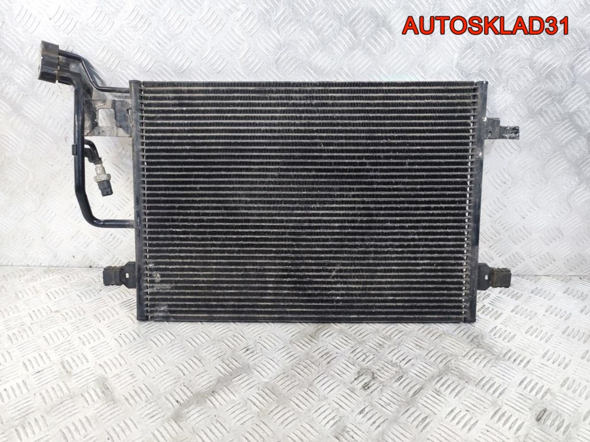 Радиатор кондиционера VW Passat B5 3B0260401, 2500 рублей, Дубовое