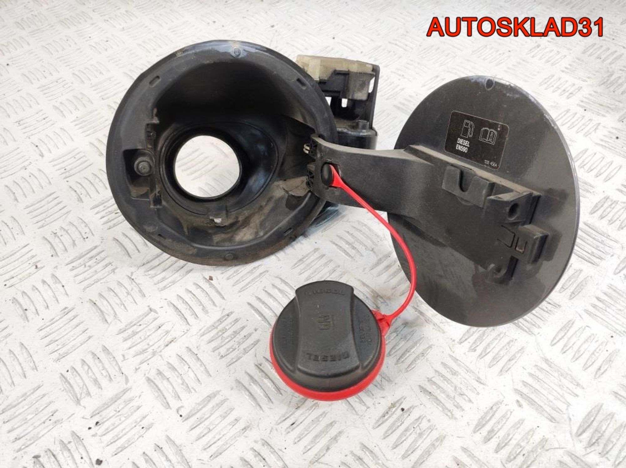 Лючок бензобака Opel Insignia Дизель 13354564 Combi, 1500 рублей, Дубовое