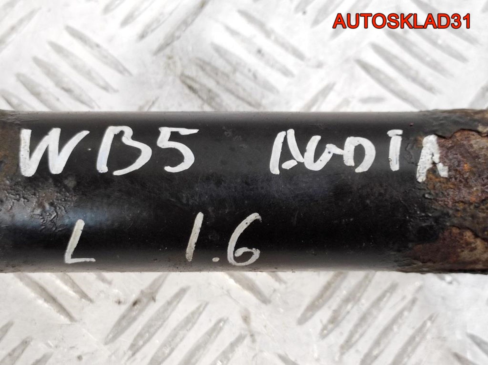 Полуось передняя левая VW Passat B5 8D0407271AP, 4100 рублей, Дубовое