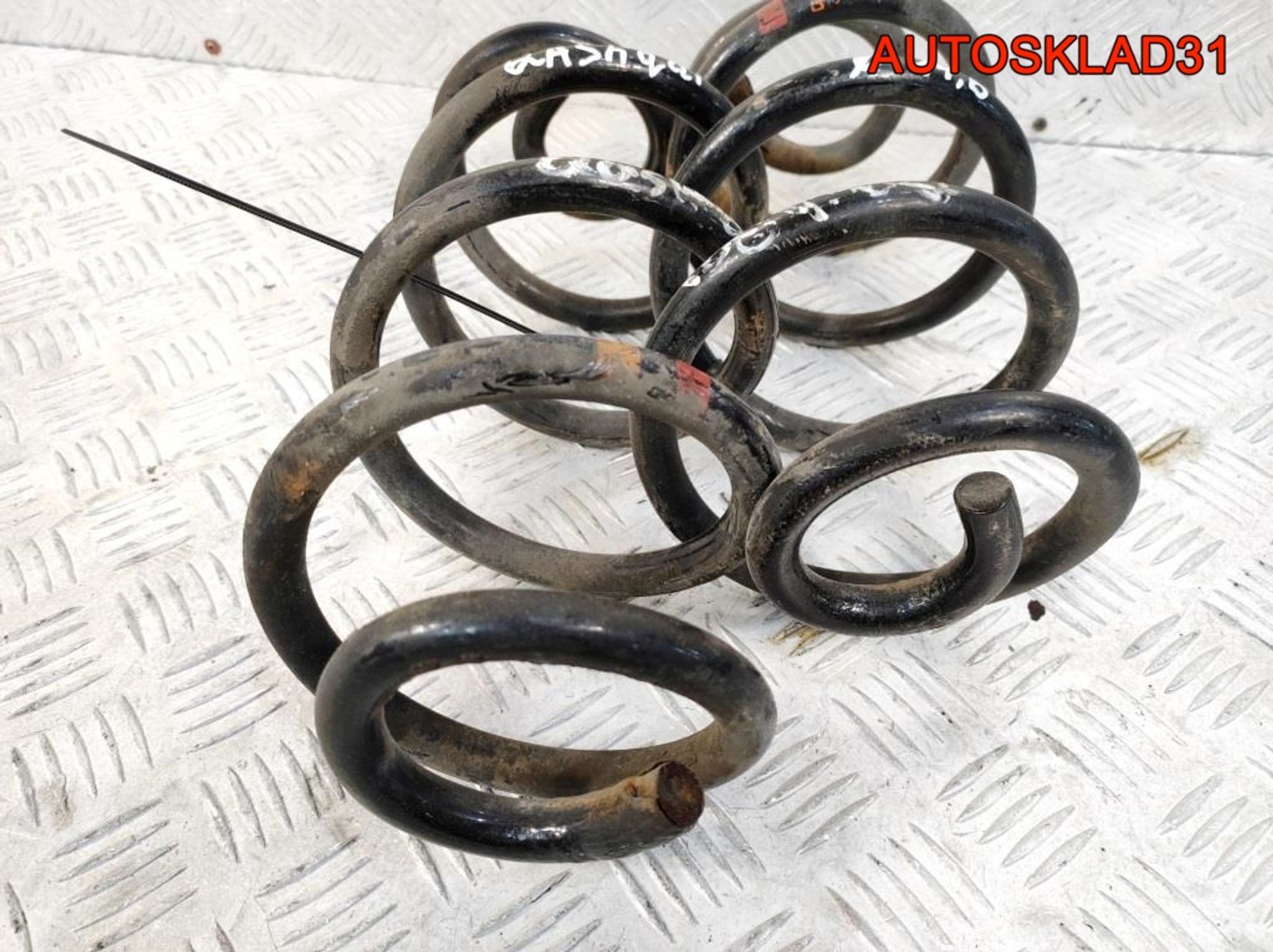 Пружина задняя Nissan Qashqai J10 55020JD02A, 1800 рублей, Дубовое