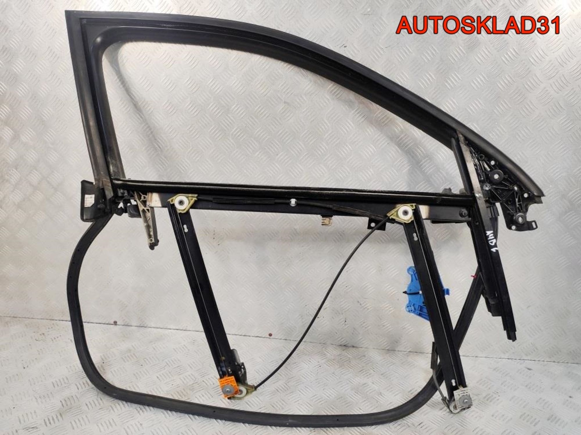 Рамка двери передней правой Audi A4 B6 8E0837462A, 3700 рублей, Дубовое