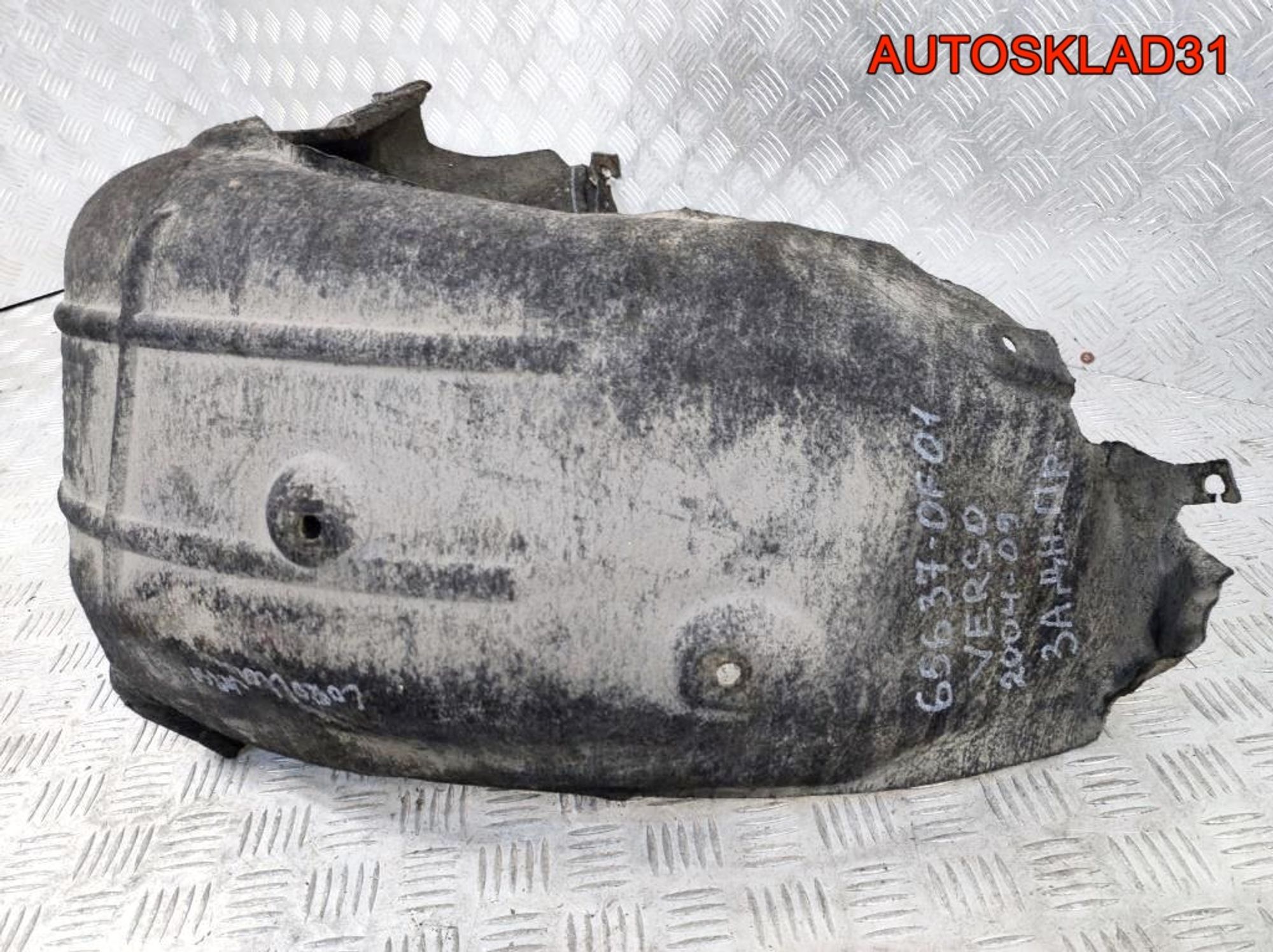 Локер задний правый Toyota Corolla Verso, 900 рублей, Дубовое