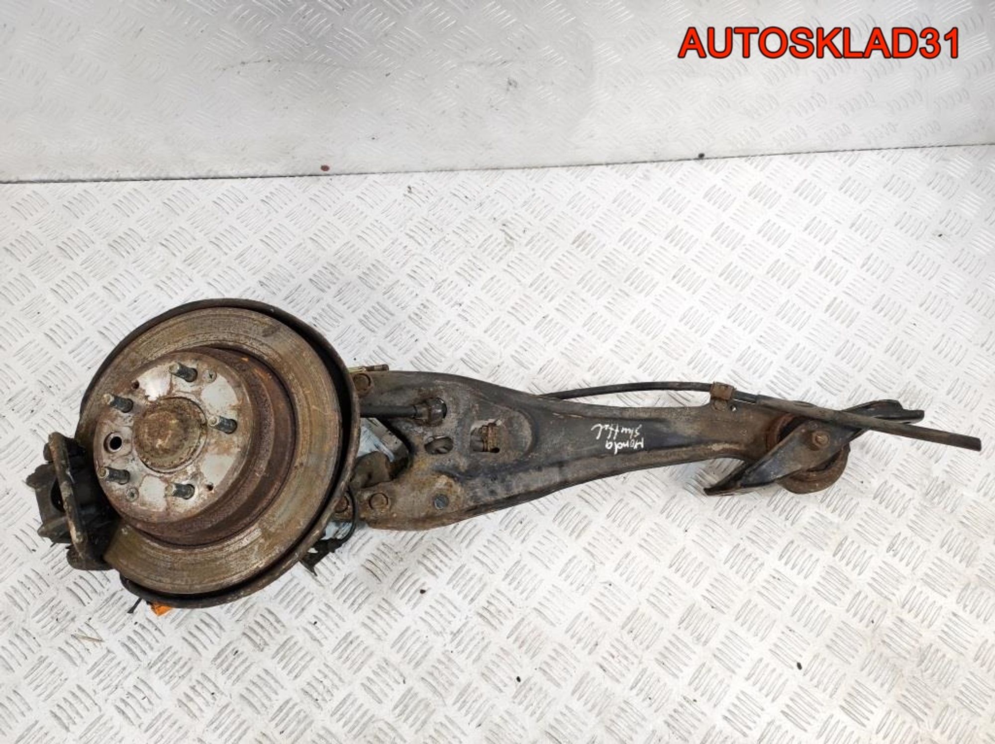 Кулак задний левый в сборе Honda Shuttle 2.3  F23A7, 6000 рублей, Дубовое