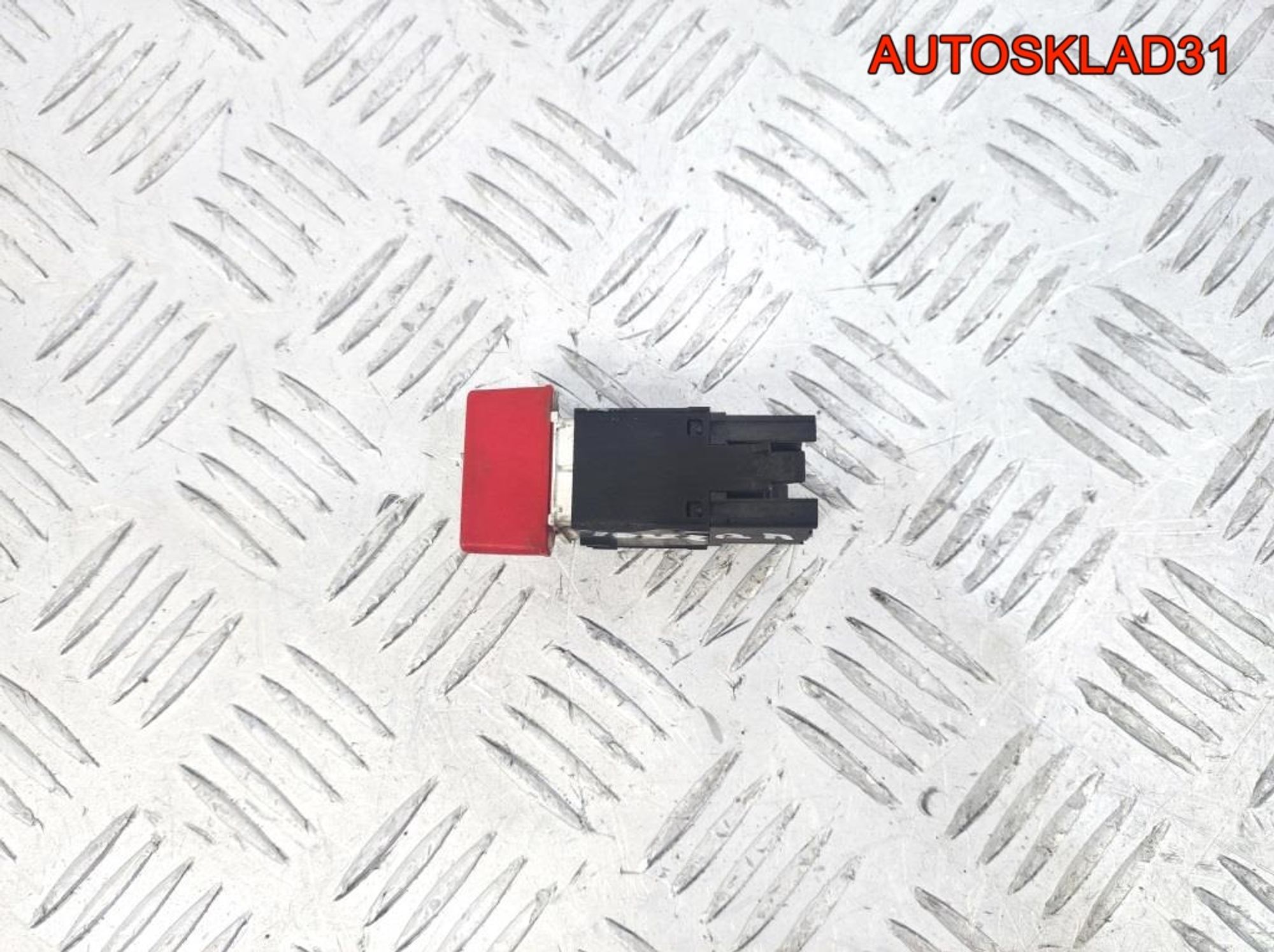 Кнопка аварийной остановки VW Caddy 3 1T0953509, 600 рублей, Дубовое