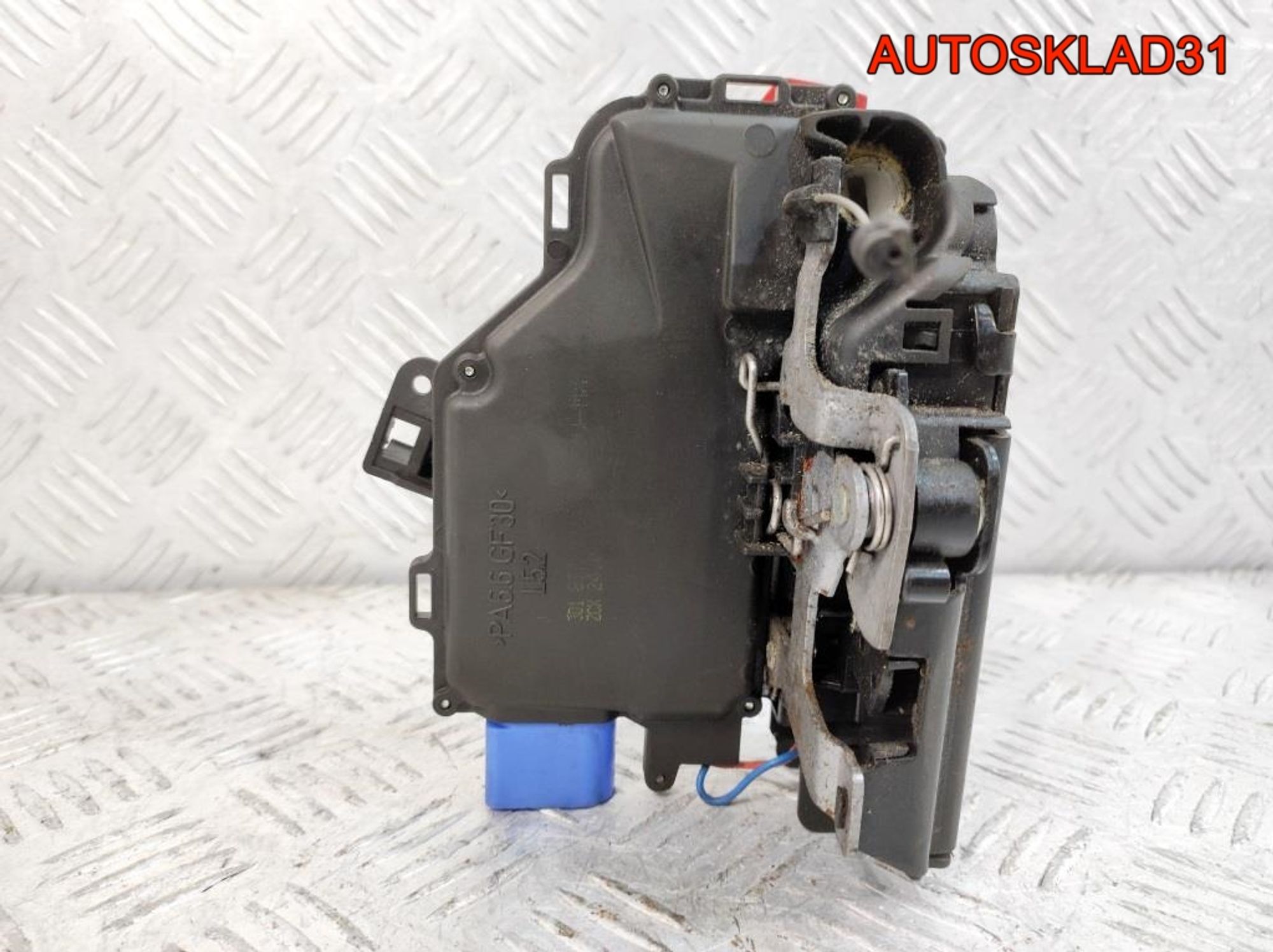 Замок двери передней левой VW Golf 5 3D1837015AD, 3000 рублей, Дубовое