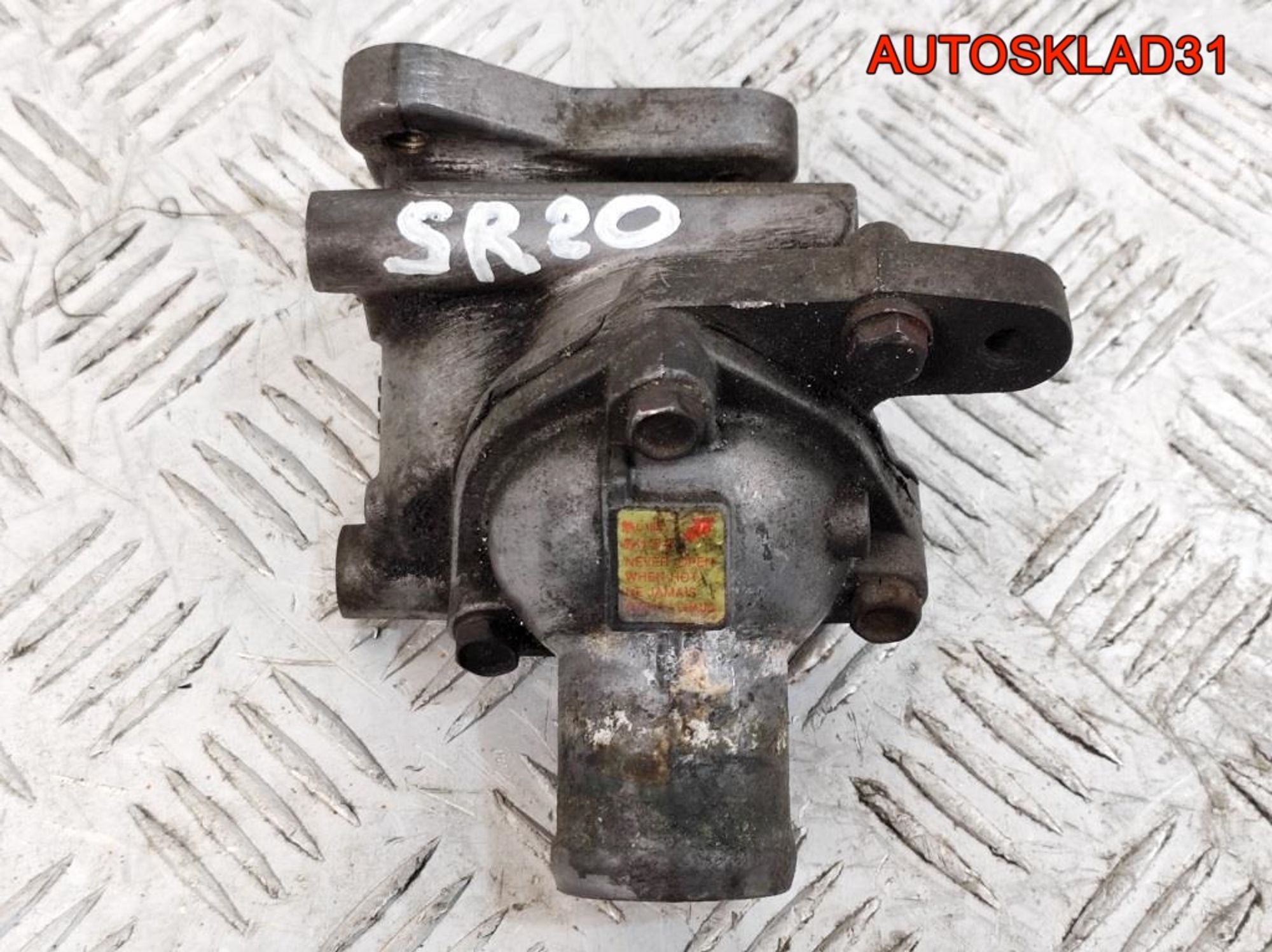 Корпус термостата Nissan Primera P11 2,0 SR20DE 110619F500, 1500 рублей, Дубовое