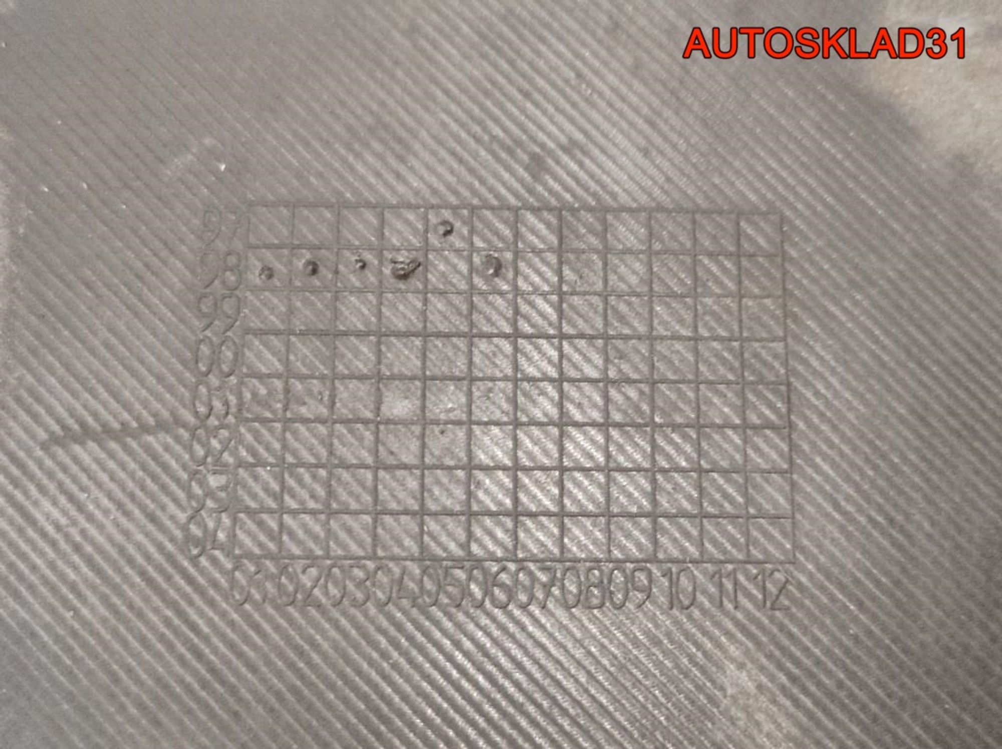 Декоративная крышка двигателя Audi A4 B5 06B103935B, 1400 рублей, Дубовое