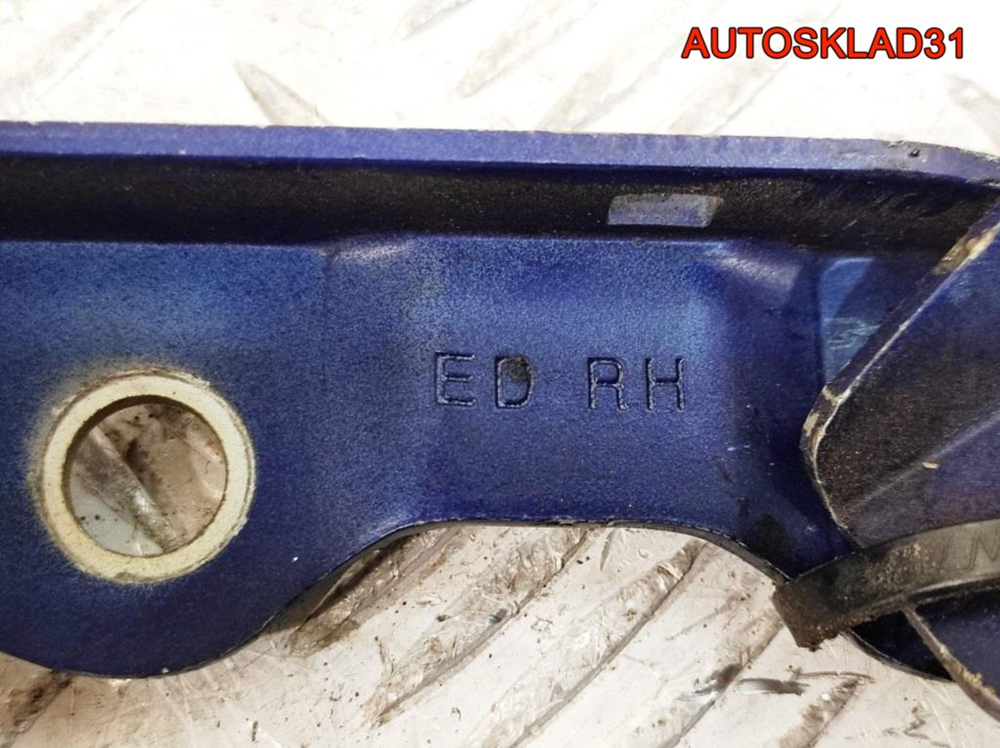 Петли капота комплект Kia Ceed 1 791101H000, 6300 рублей, Дубовое