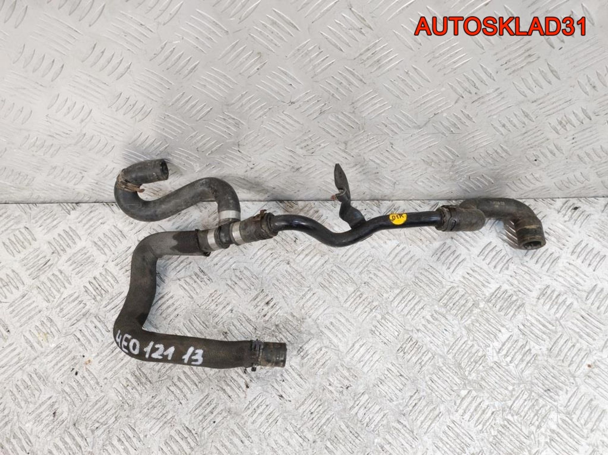 Трубка системы охлаждения Audi A8 D3 6,0 BTH Бензин 4E0121060D, 1000 рублей, Дубовое