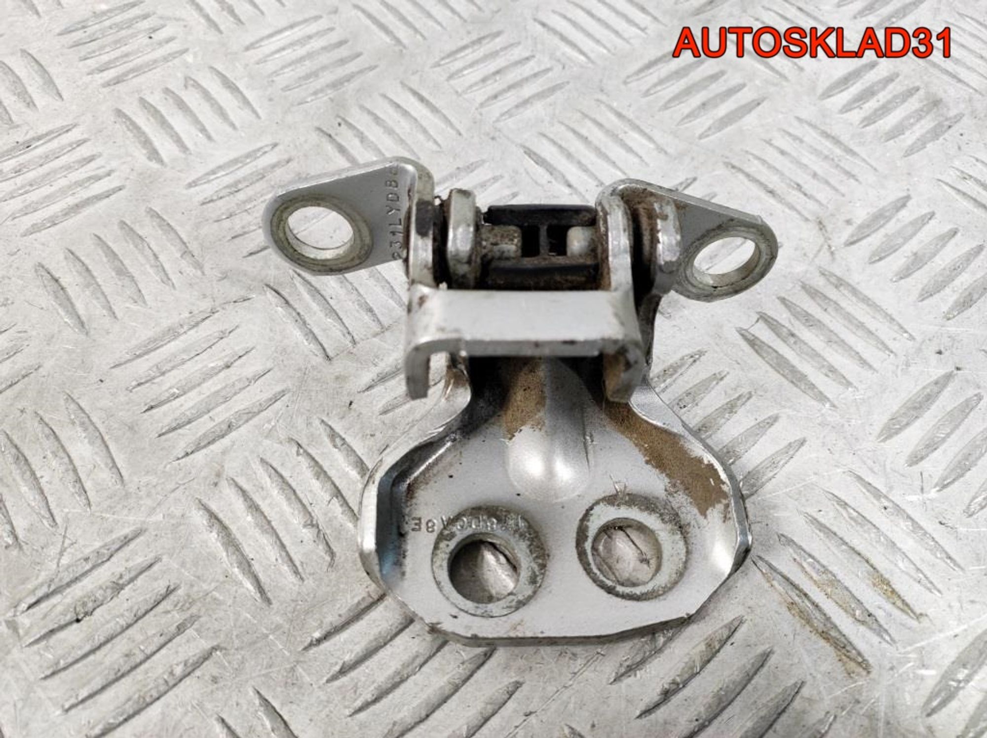 Петля двери задняя левая нижняя Ford Fusion, 900 рублей, Дубовое