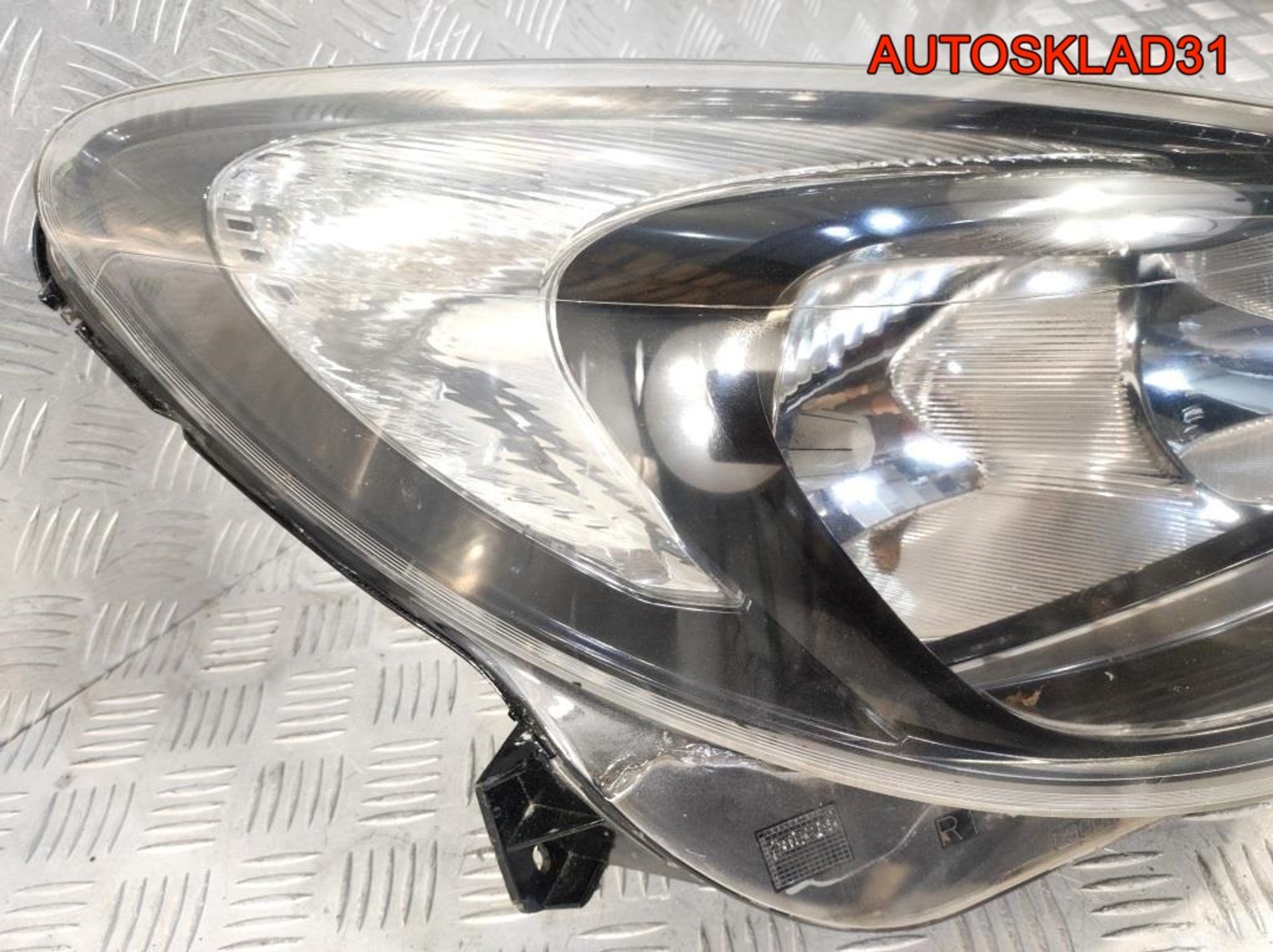 Фара правая Opel Corsa D 13446802 Рестайлинг, 11400 рублей, Дубовое