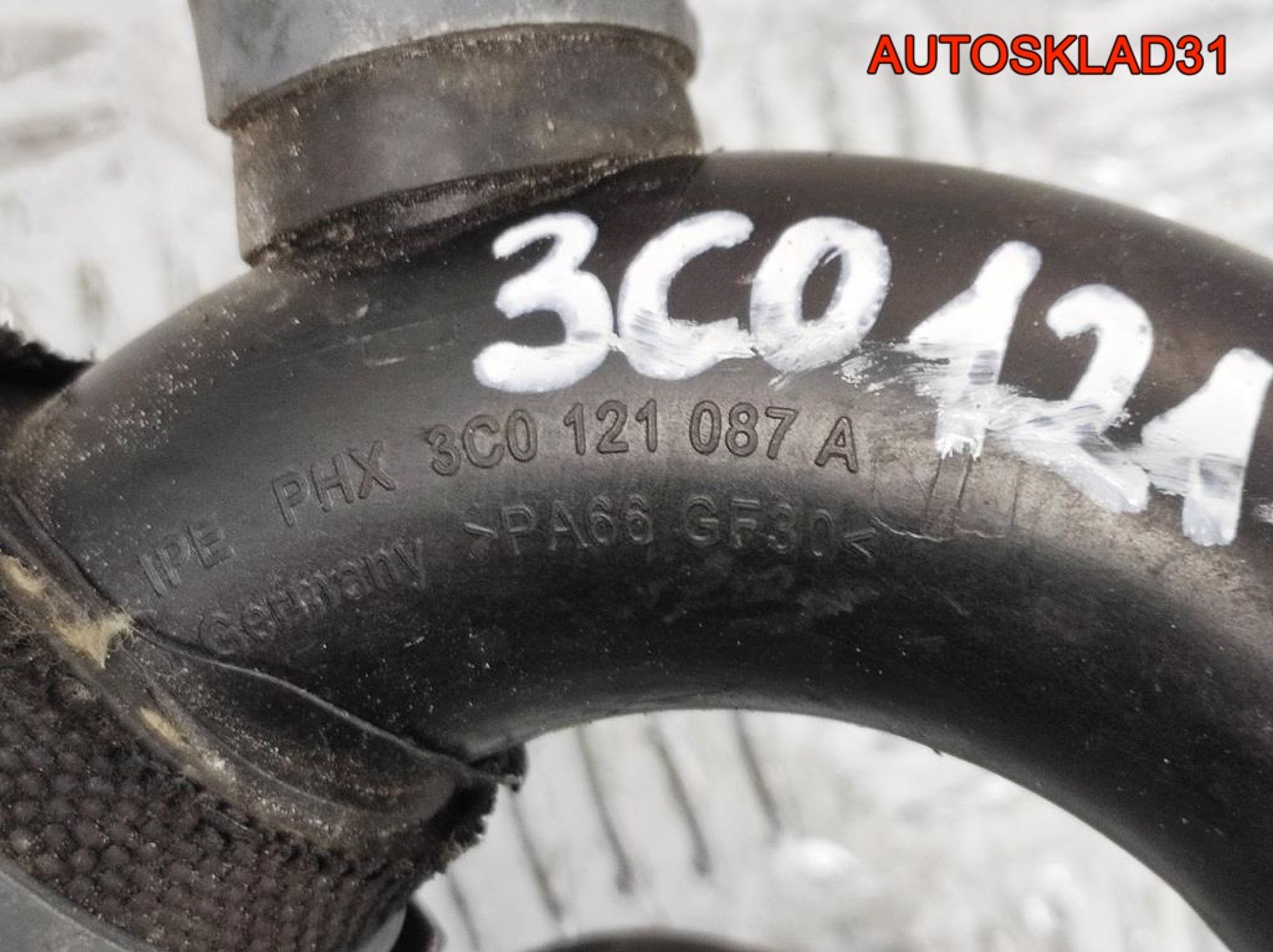 Трубка охлаждающей жидкости VW Passat B6 2,0 Дизель 5N0121065, 2500 рублей, Дубовое