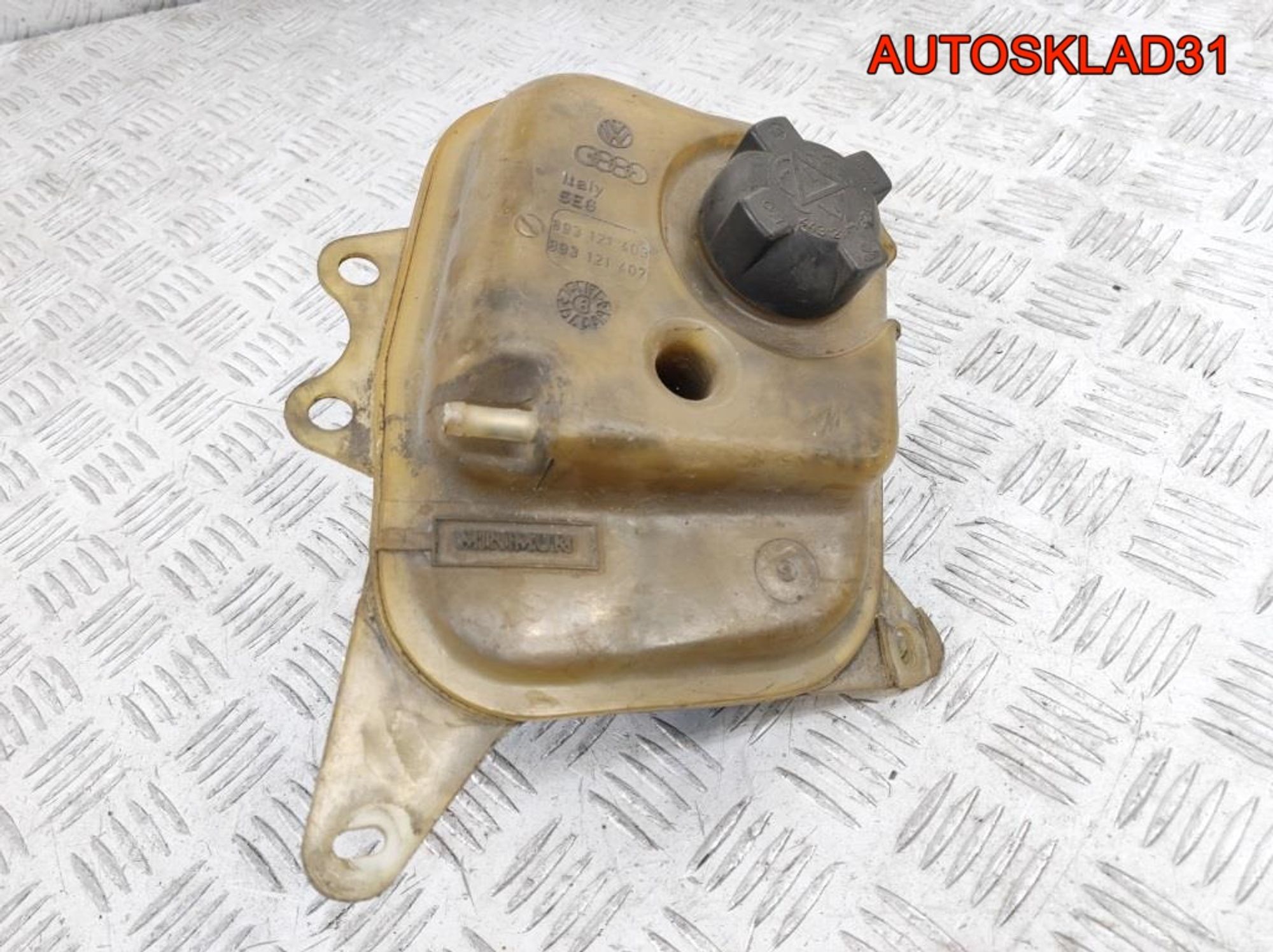 Бачок расширительный Audi 80 B3 893121403, 1000 рублей, Дубовое