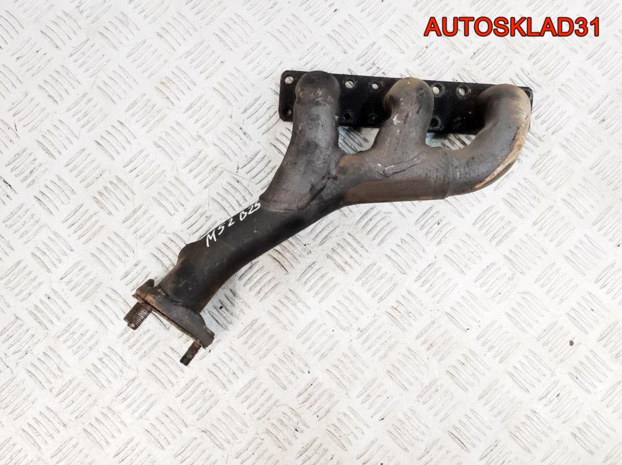 Коллектор выпускной BMW E39 2,5 M52B25 11621740730, 2000 рублей, Дубовое