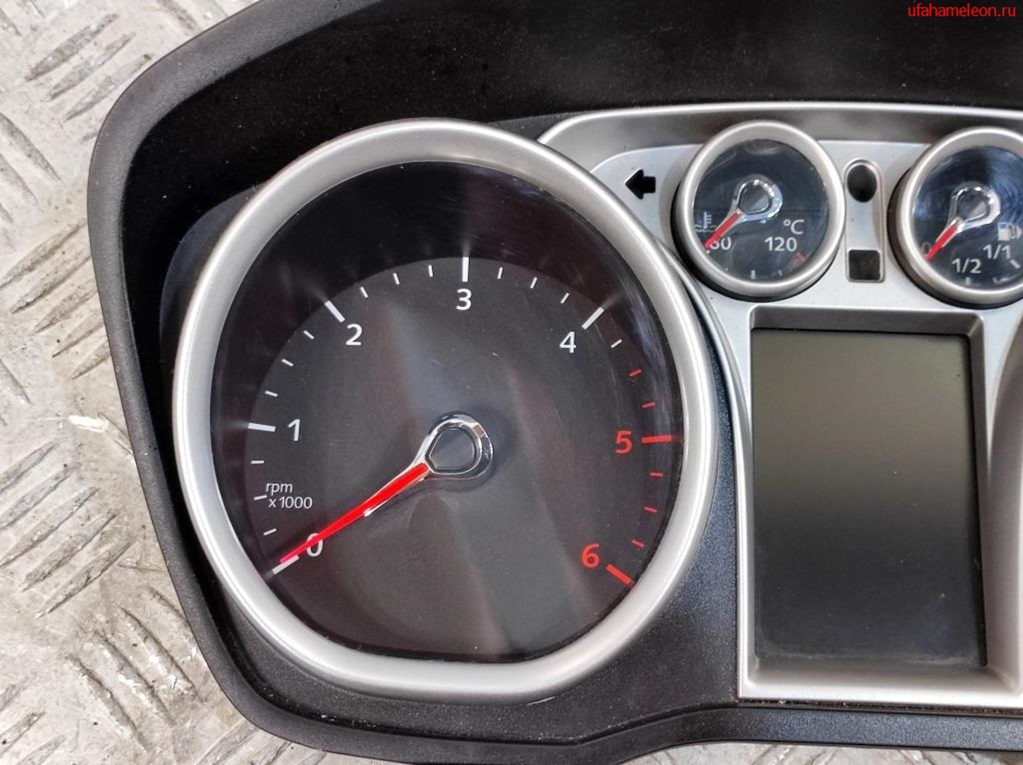 Панель приборов Ford Focus 2 8V4T10849LF Дизель, 30000 рублей, Дубовое