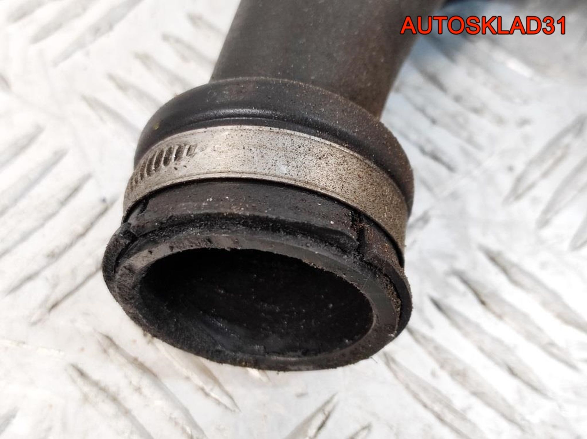 Патрубок интеркулера Opel Corsa D 1,3 Z13DTJ 13333735, 1300 рублей, Дубовое