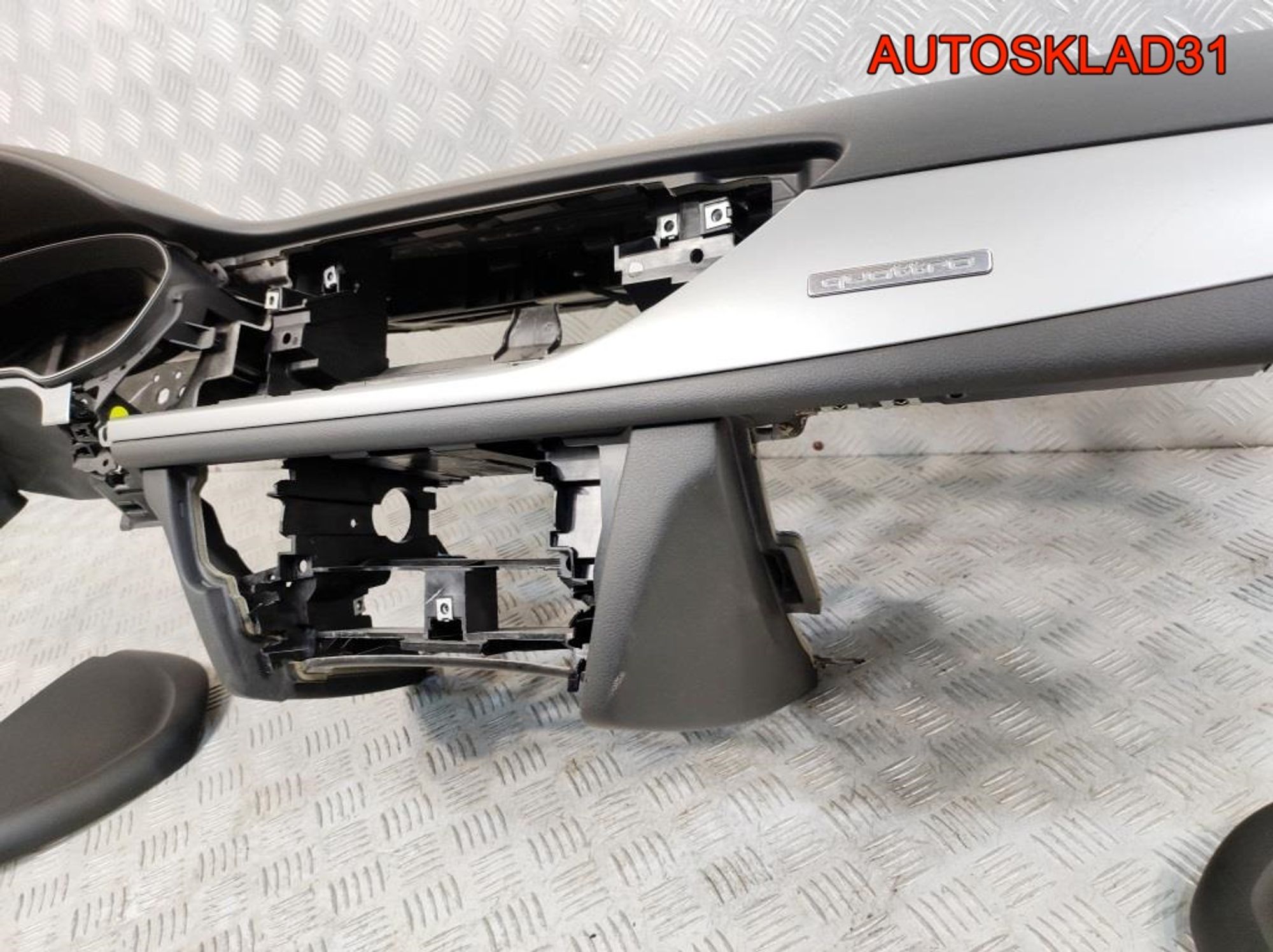 Торпедо Голое Audi A6 C7 4G 4G185700124A, 35000 рублей, Дубовое