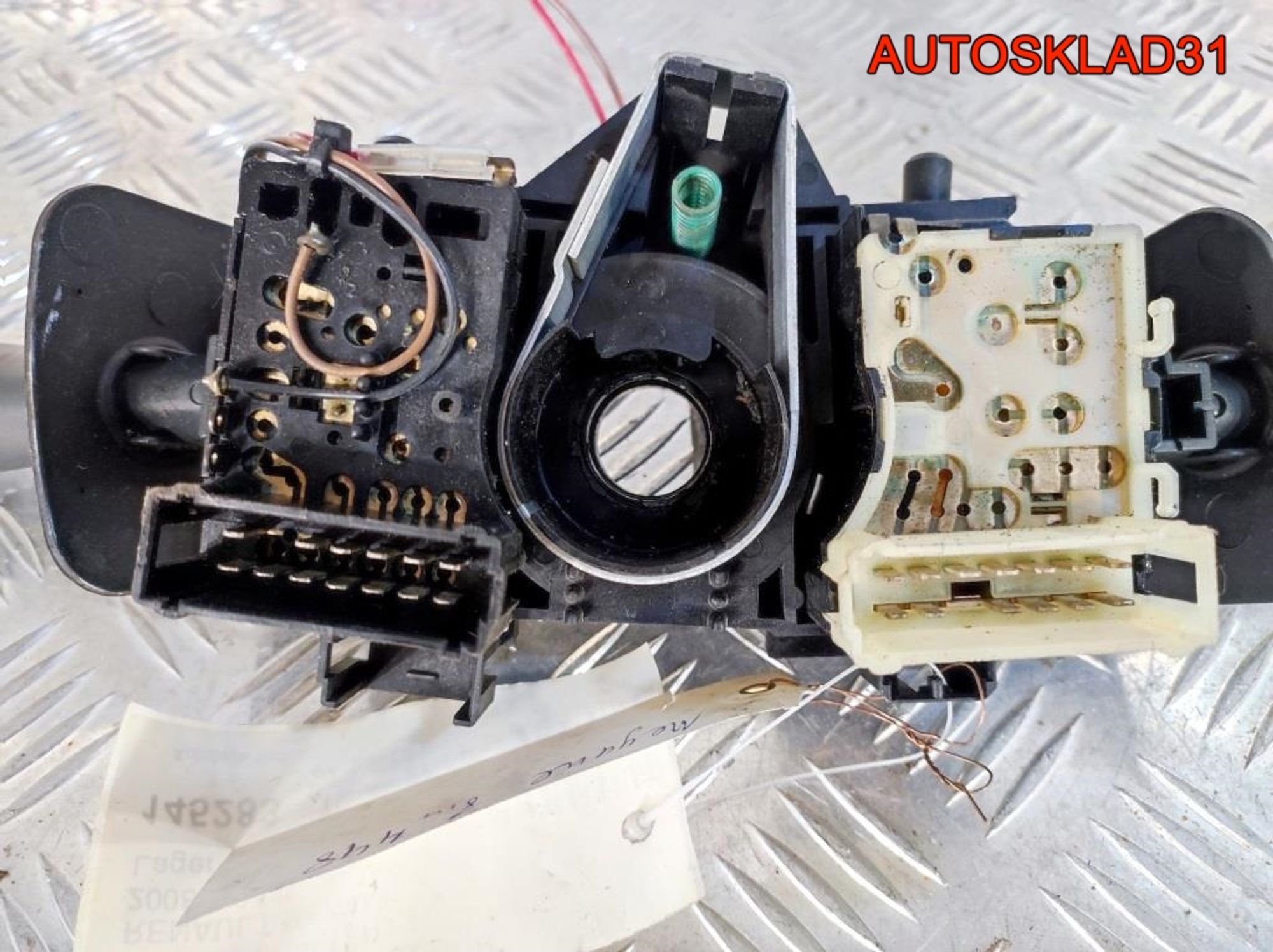 Переключатель подрулевой Renault Megane 7700846399, 1700 рублей, Дубовое