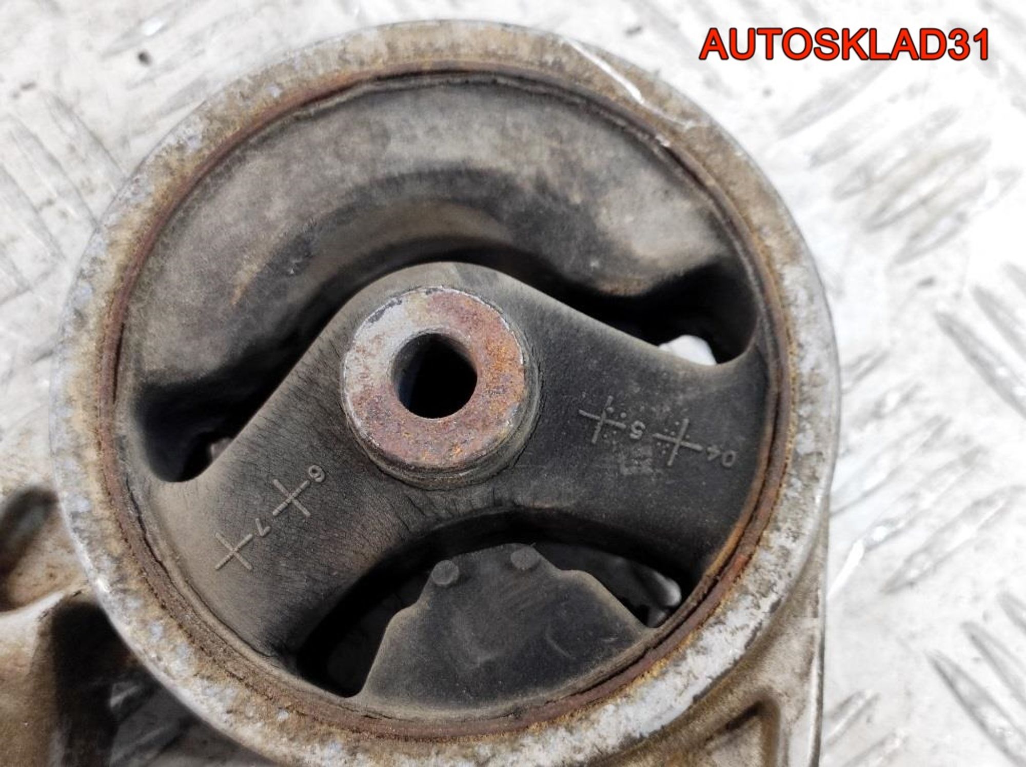 Опора двигателя задняя Kia Rio 2 1,4 G4EE Бензин 219351G000, 1500 рублей, Дубовое