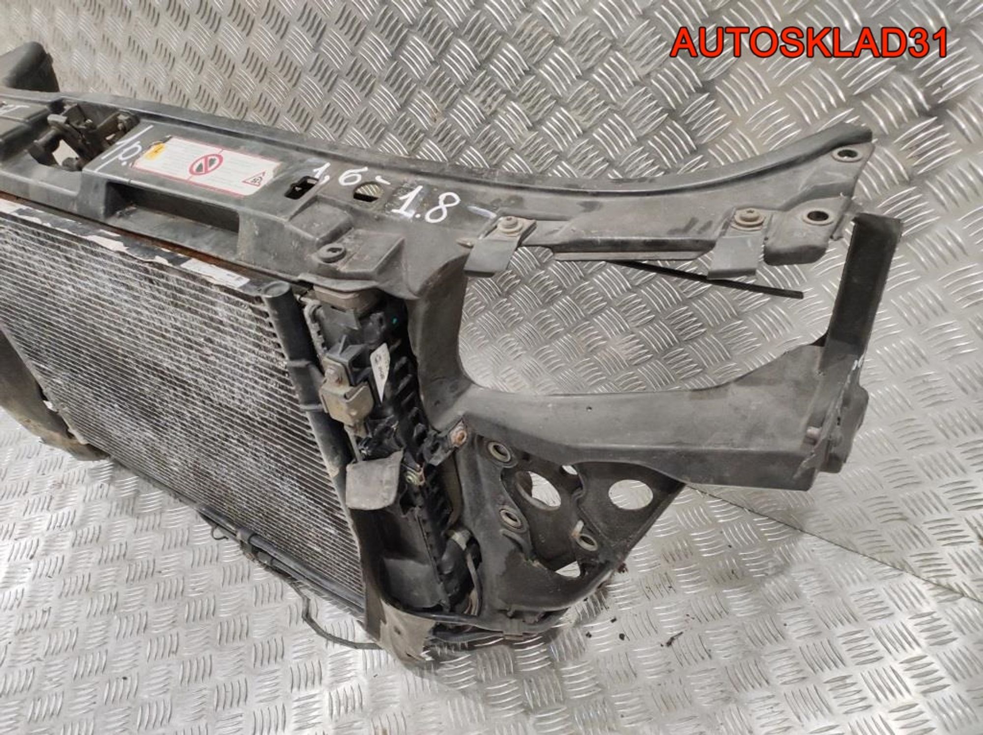 Панель передняя в сборе Audi A4 B5 Дорест 8D0805594, 15000 рублей, Дубовое