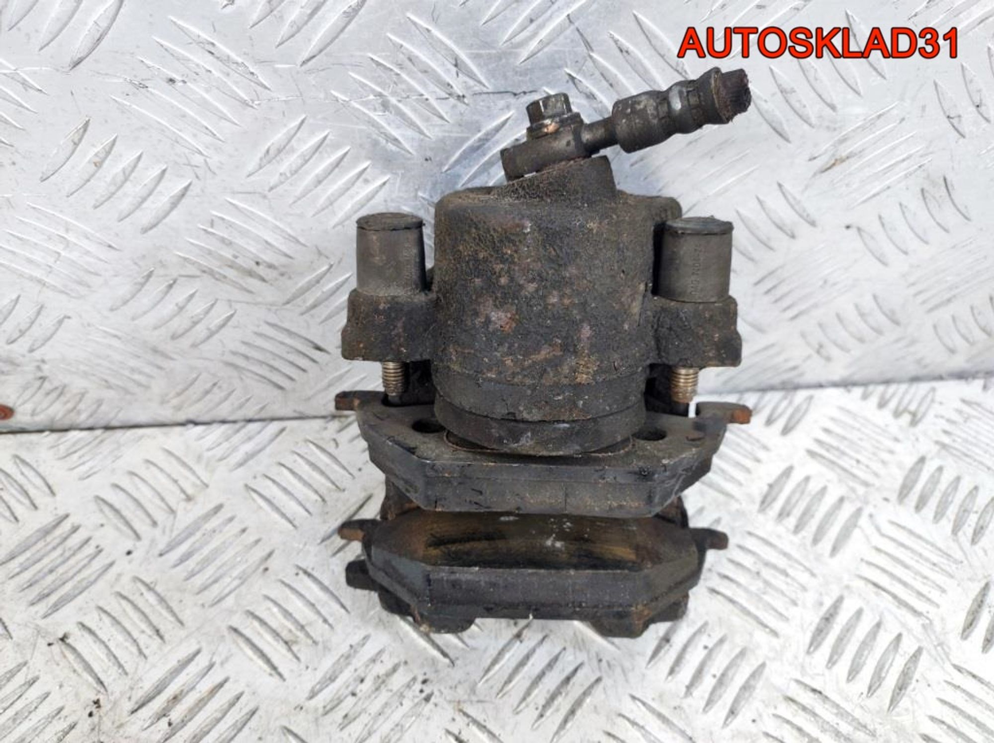 Суппорт тормозной передний правый VW Polo 9N, 1300 рублей, Дубовое