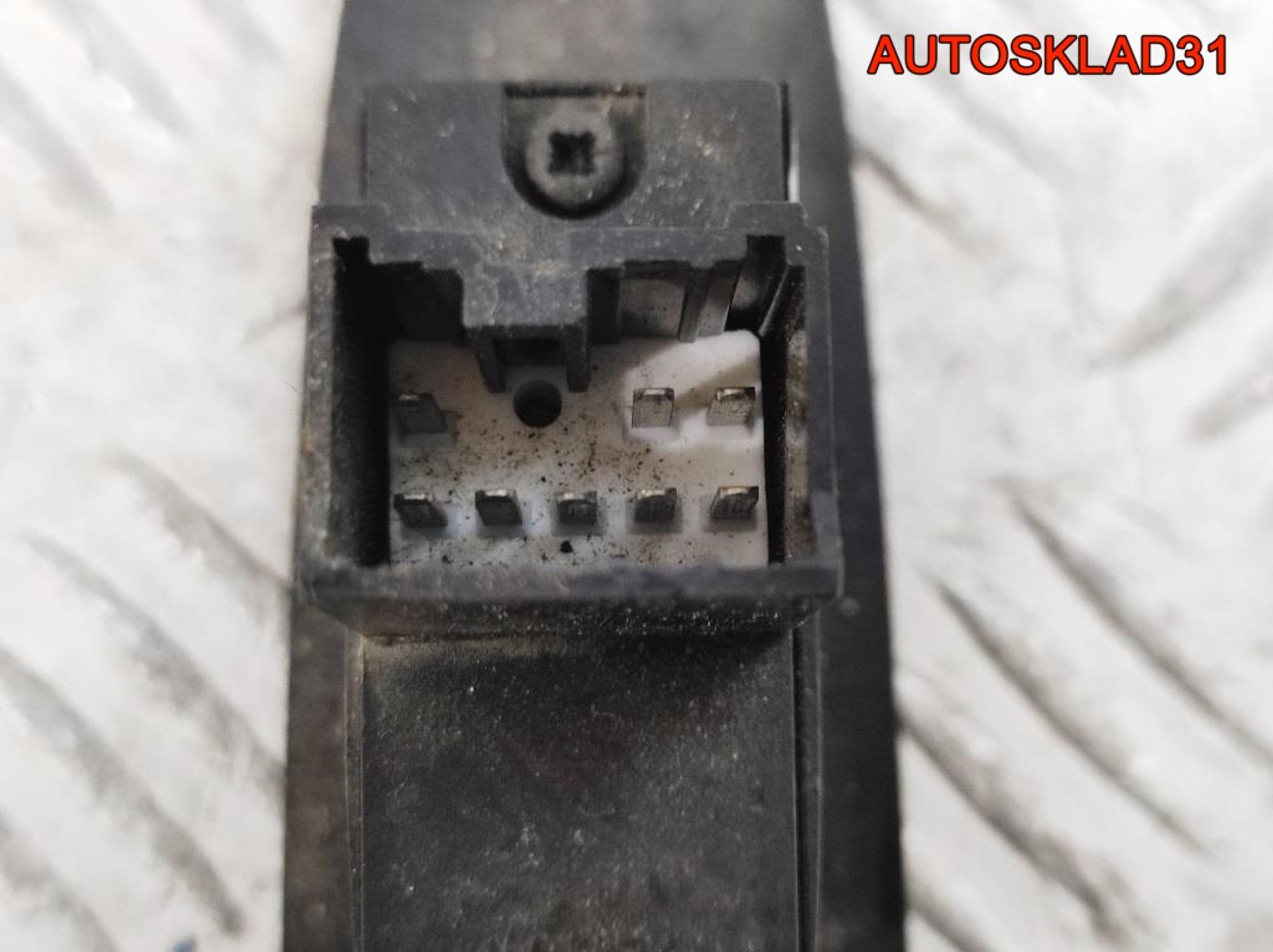 Кнопка стеклоподъемника Mitsubishi Carisma DA, 900 рублей, Дубовое