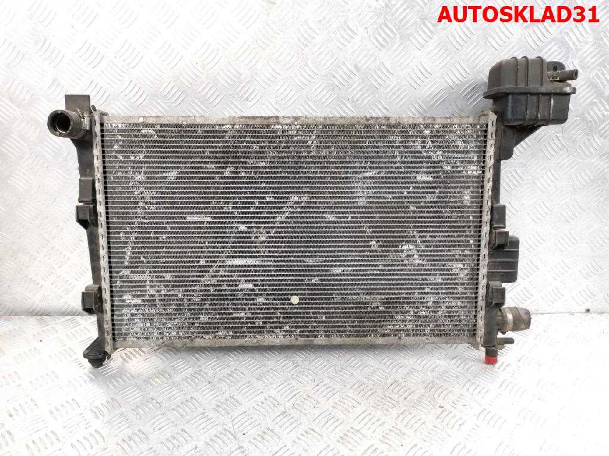 Радиатор основной Mercedes Benz W168 1,7 Дизель A1685001302, 1000 рублей, Дубовое