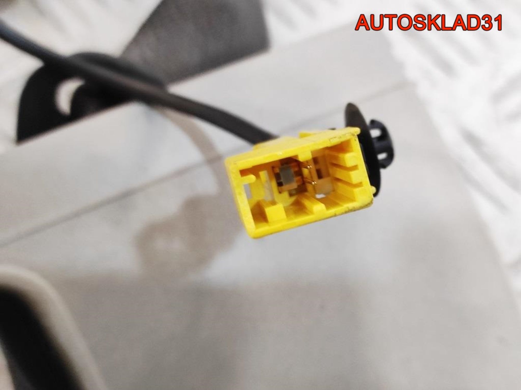 Ремень безопасности перед правый Opel Astra J 13394804, 4100 рублей, Дубовое