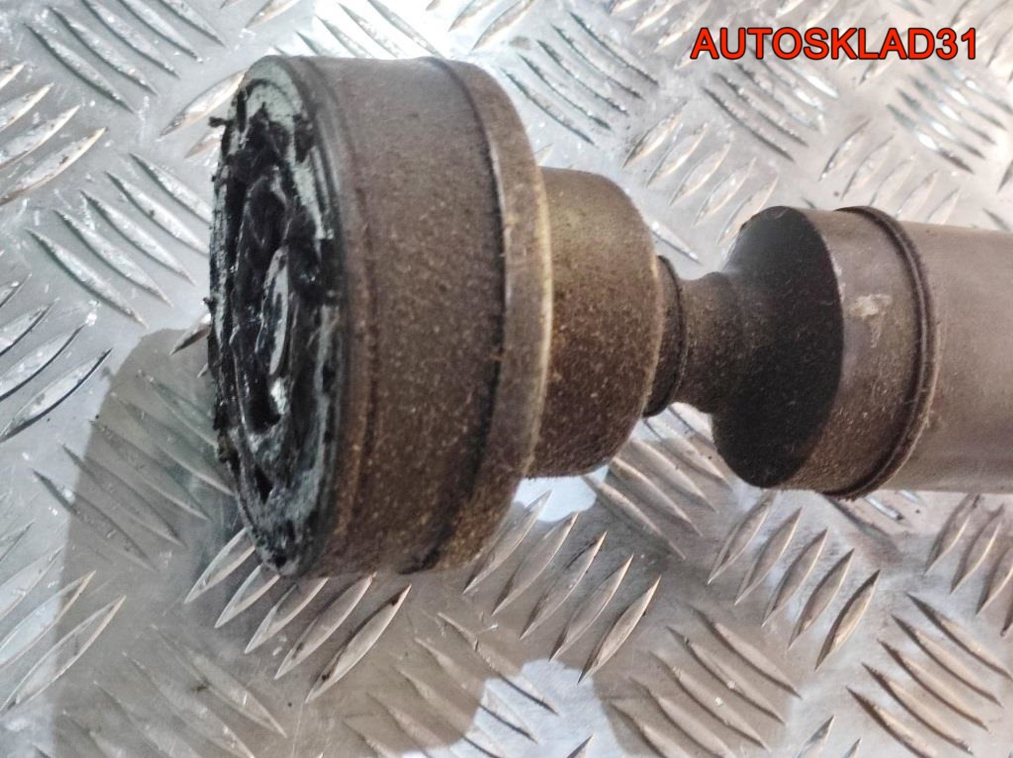 Вал карданный Audi A4 B6 3,0 ASN АКПП 8E0521101D Универсал, 12000 рублей, Дубовое