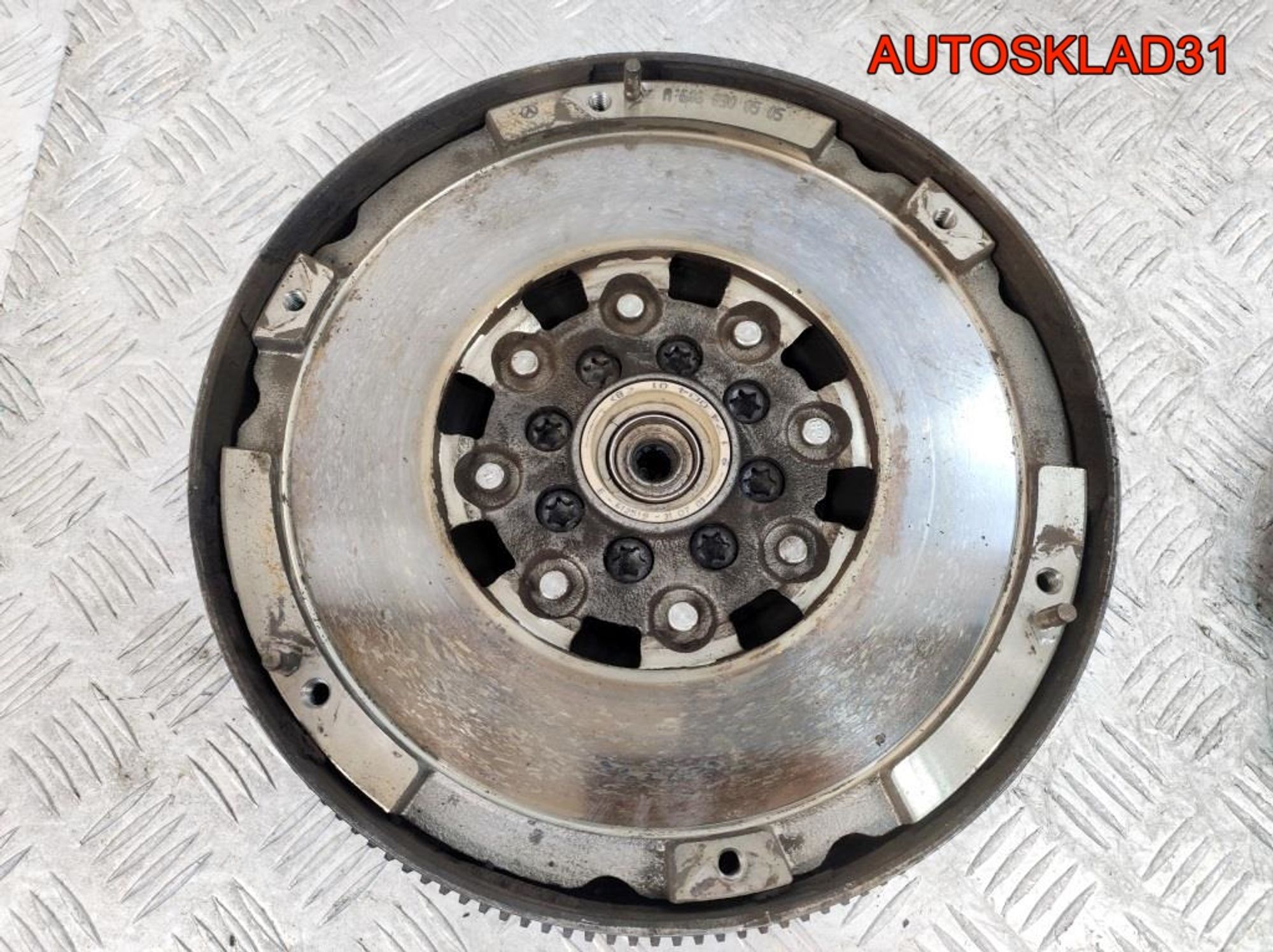 Маховик в сборе со сцеплением Mercedes W203 A6460300505, 22000 рублей, Дубовое