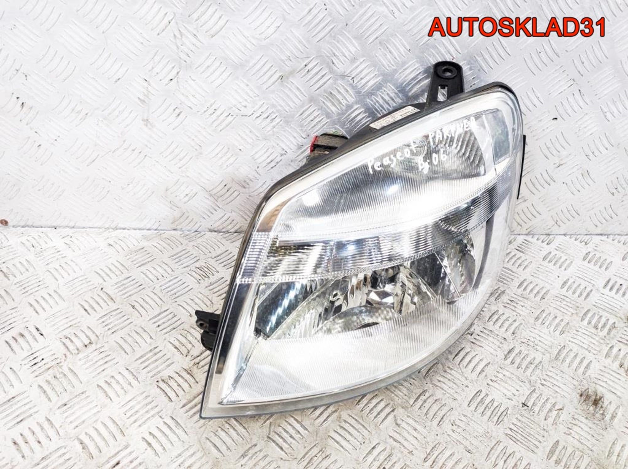 Фара левая Peugeot Partner M59 9644150980, 8100 рублей, Дубовое