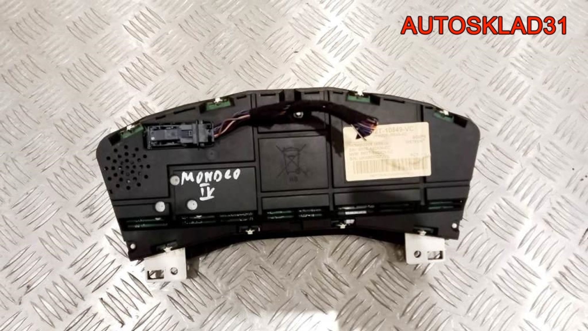 Панель приборов Ford Mondeo 4 1,8 Дизель 8M2T10849VC, 28000 рублей, Дубовое
