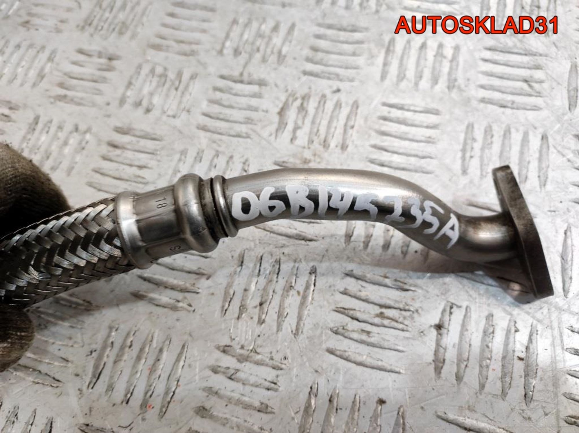 Трубка турбины Audi A4 B7 1,8 BFB Бензин 06B145735A, 1000 рублей, Дубовое