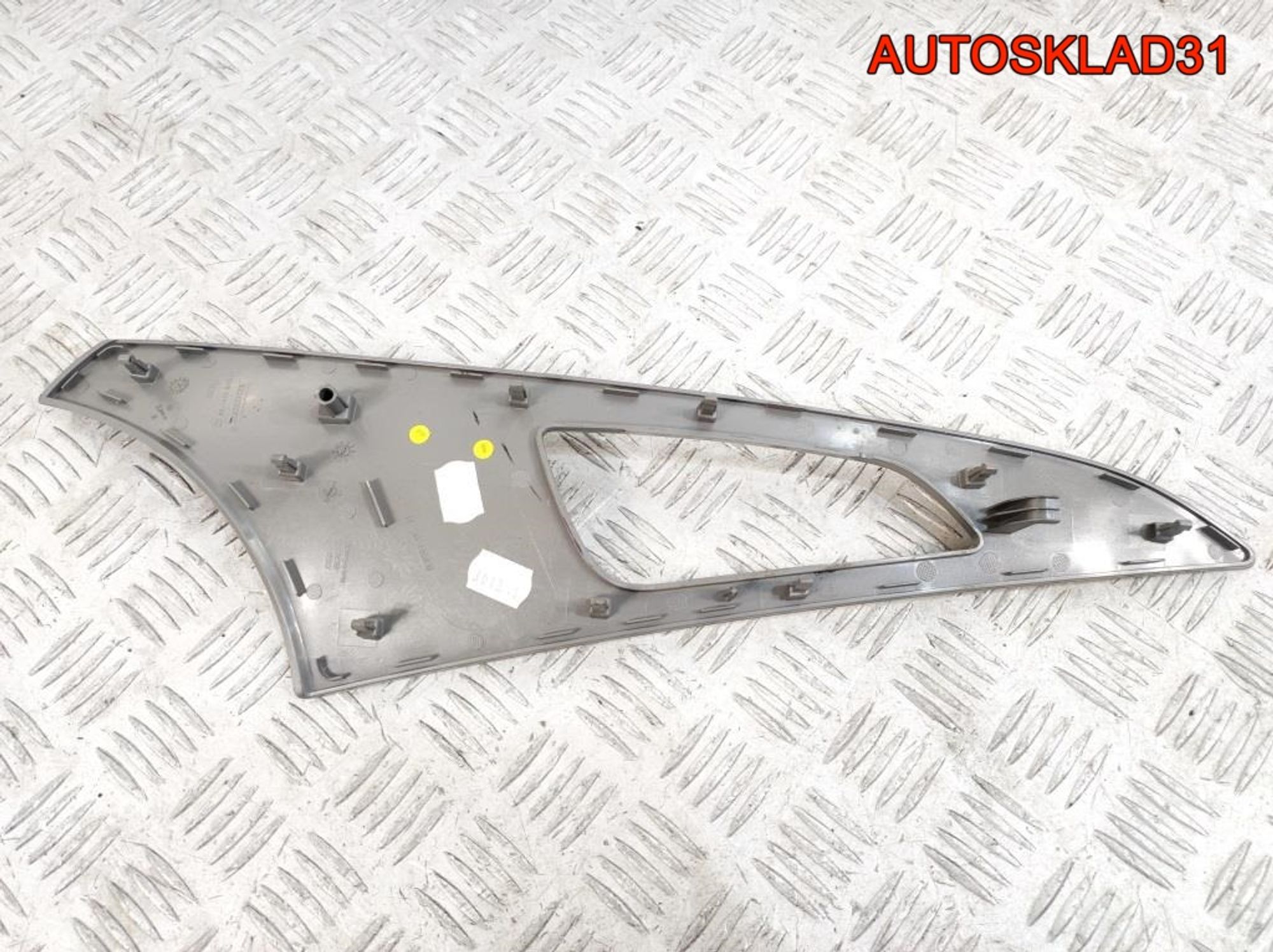 Накладка двери внутренняя левая Audi A6 C7 4G 4G0867409, 500 рублей, Дубовое