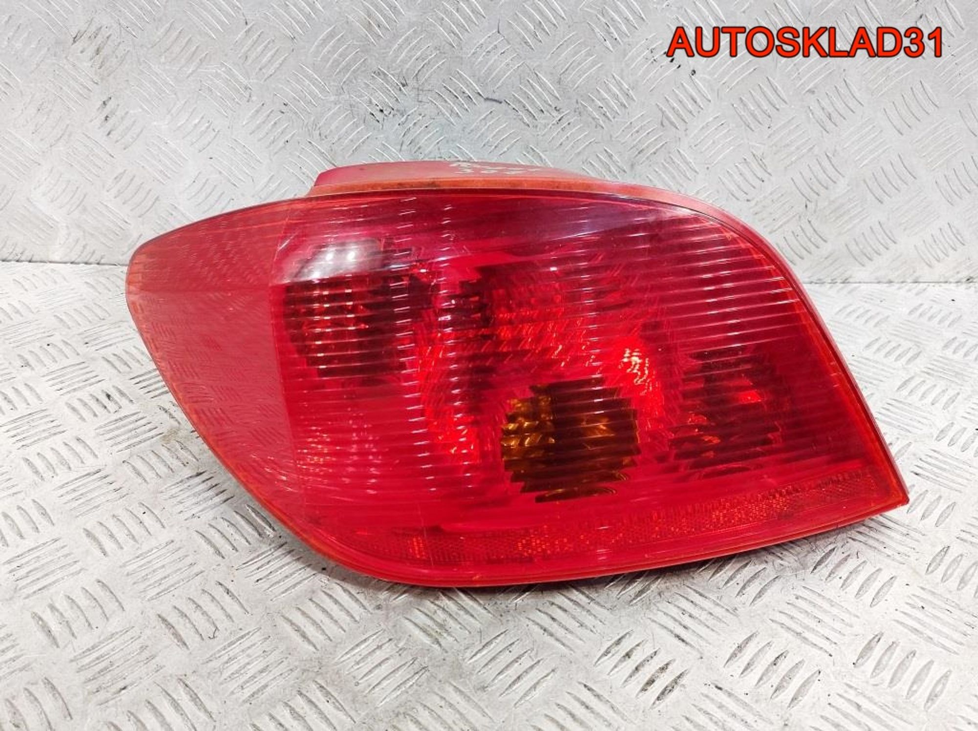 Фонарь задний левый Peugeot 307 6350P3 Дорест, 5400 рублей, Дубовое
