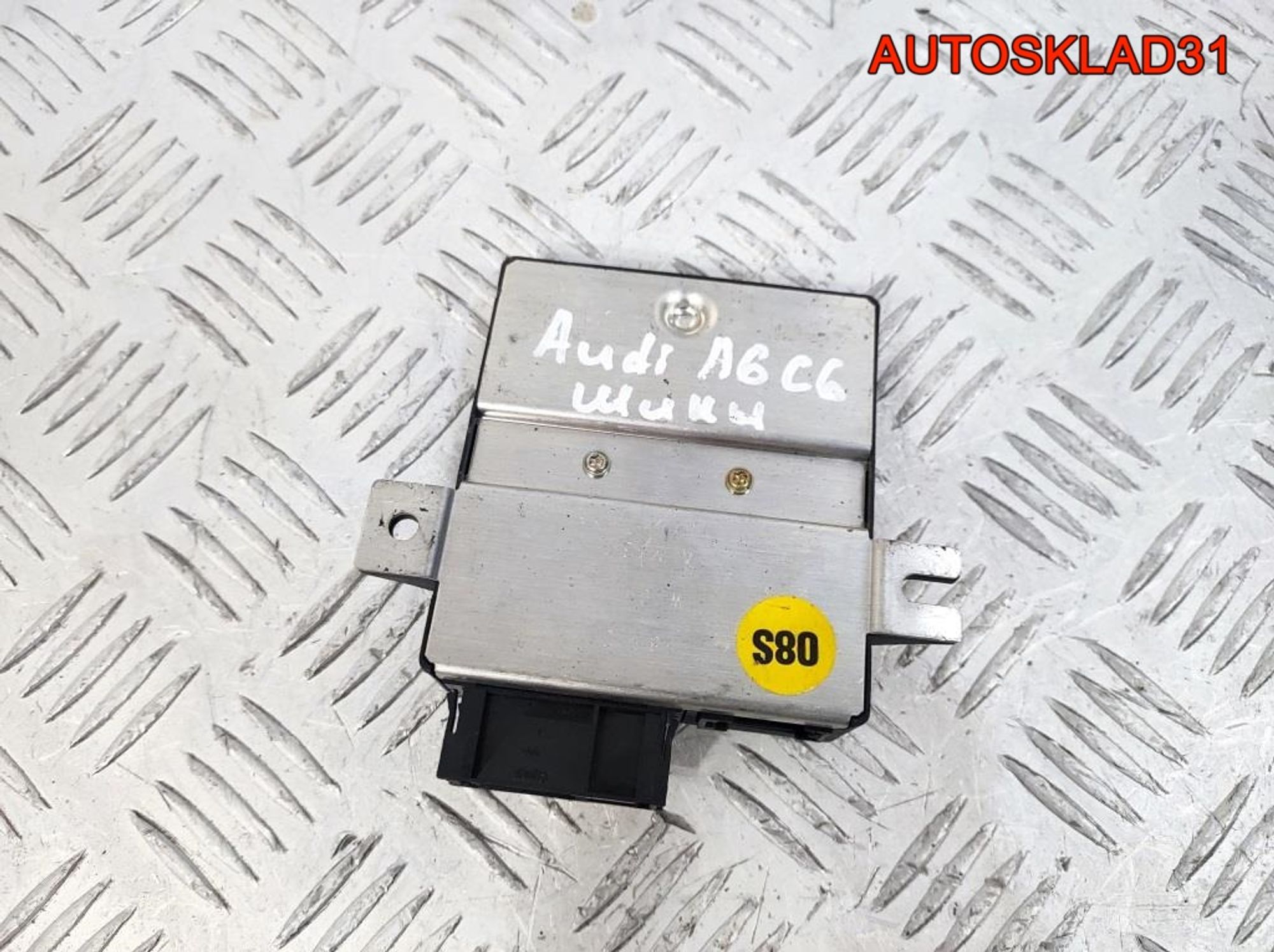 Блок электронный Audi A6 C6 4E0907468A, 900 рублей, Дубовое