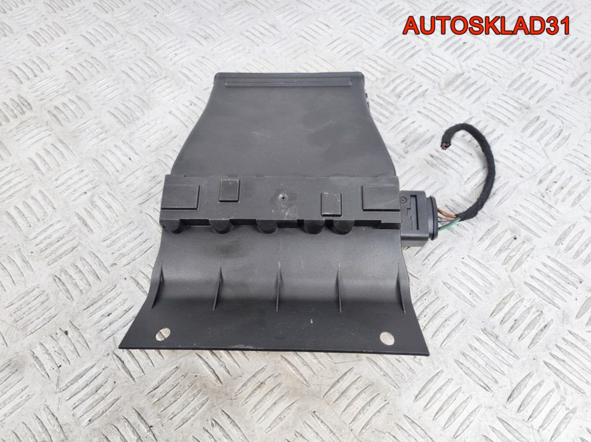 Радиатор отопителя электрический левый Audi A8 D3, 2100 рублей, Дубовое