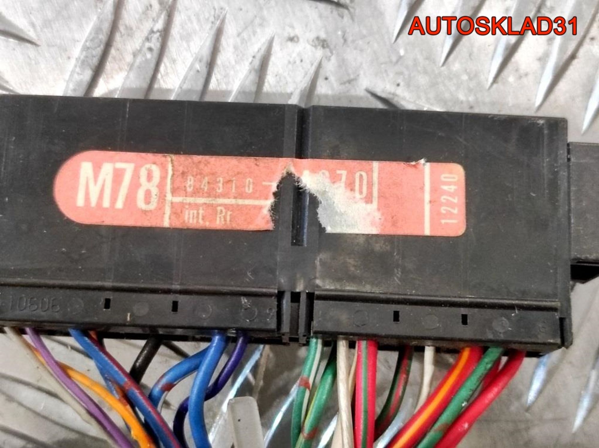 Переключатель подрулевой Toyota Corolla 7 843101A670, 1500 рублей, Дубовое