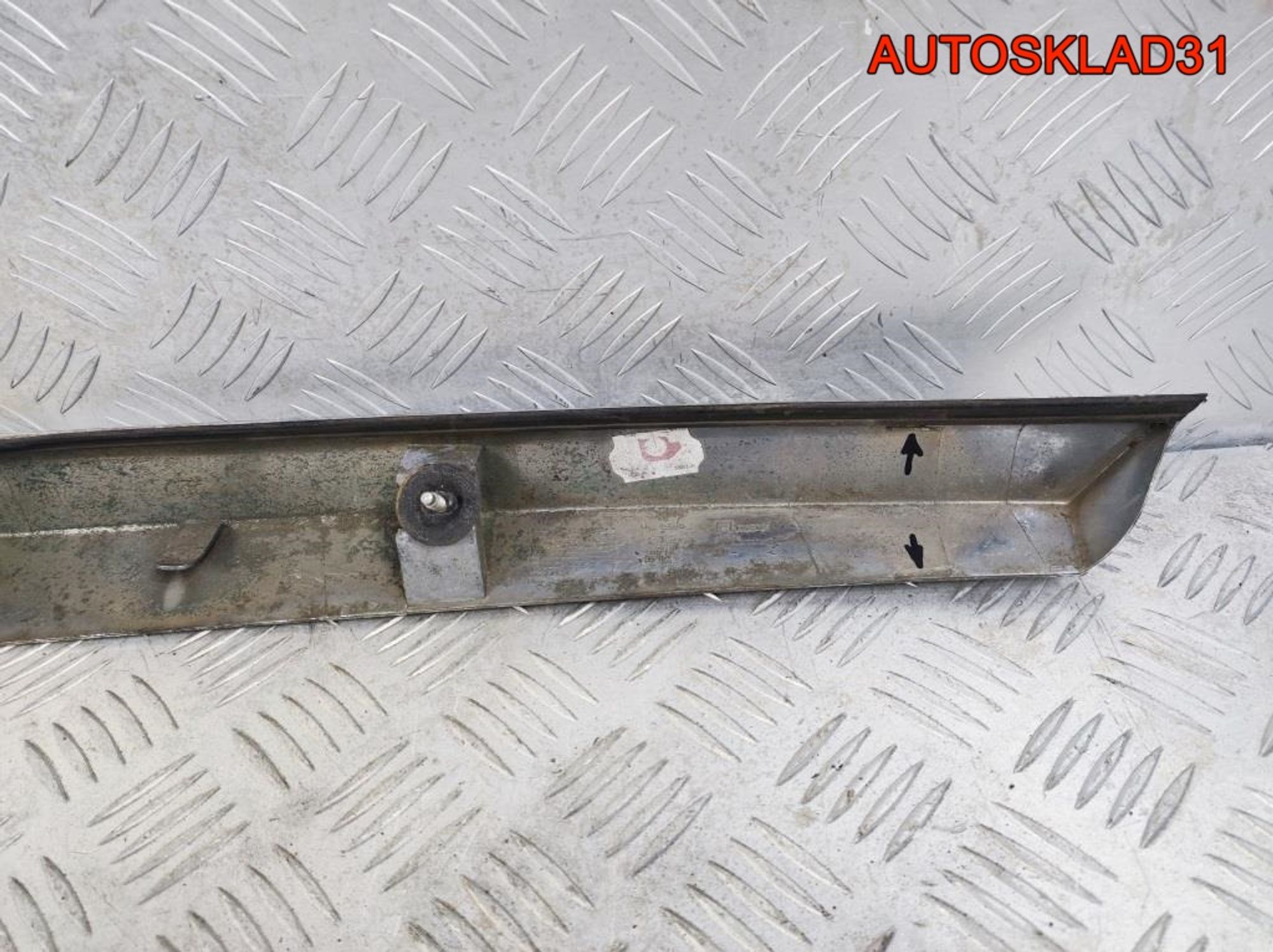 Накладка двери багажника Opel Astra H 13105814, 3300 рублей, Дубовое