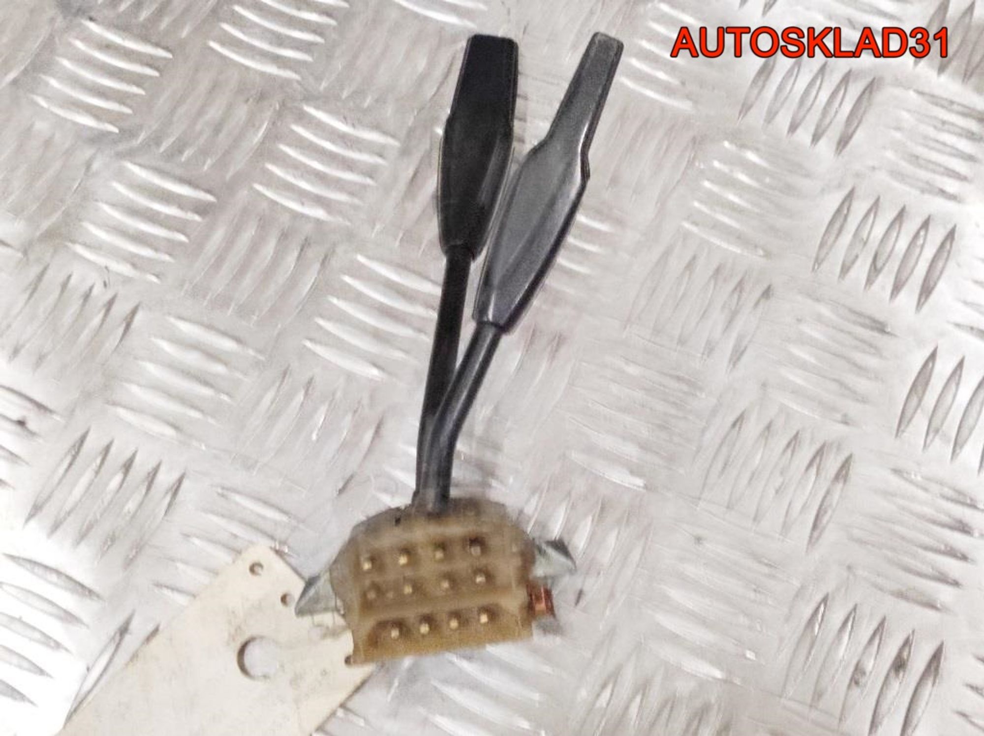 Переключатель стеклоочистителей Ford Taunus 3 74BG11K665CB, 2000 рублей, Дубовое