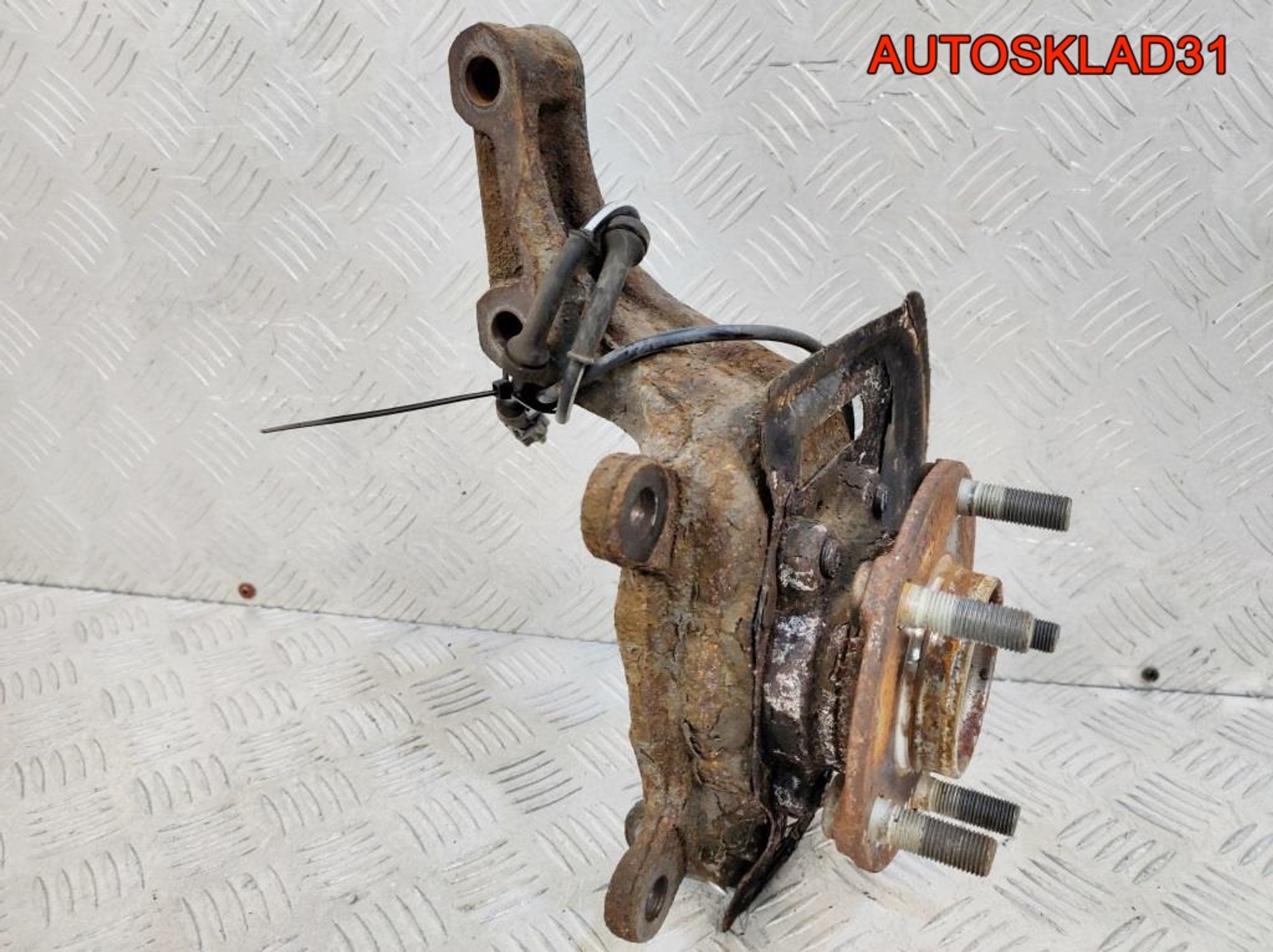 Кулак поворотный передний левый Nissan Qashqai J10, 2900 рублей, Дубовое